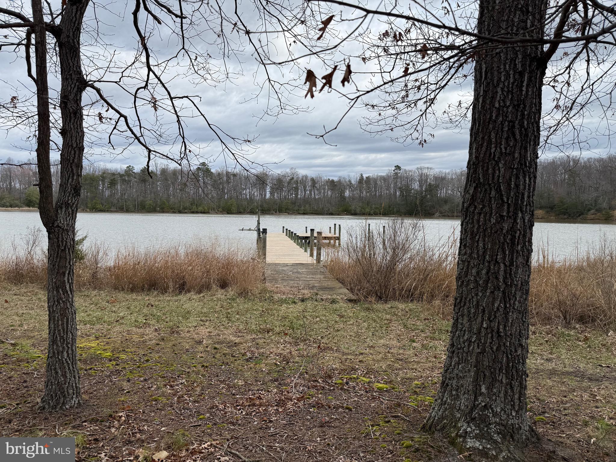 DEEPWATER COVE - Residential