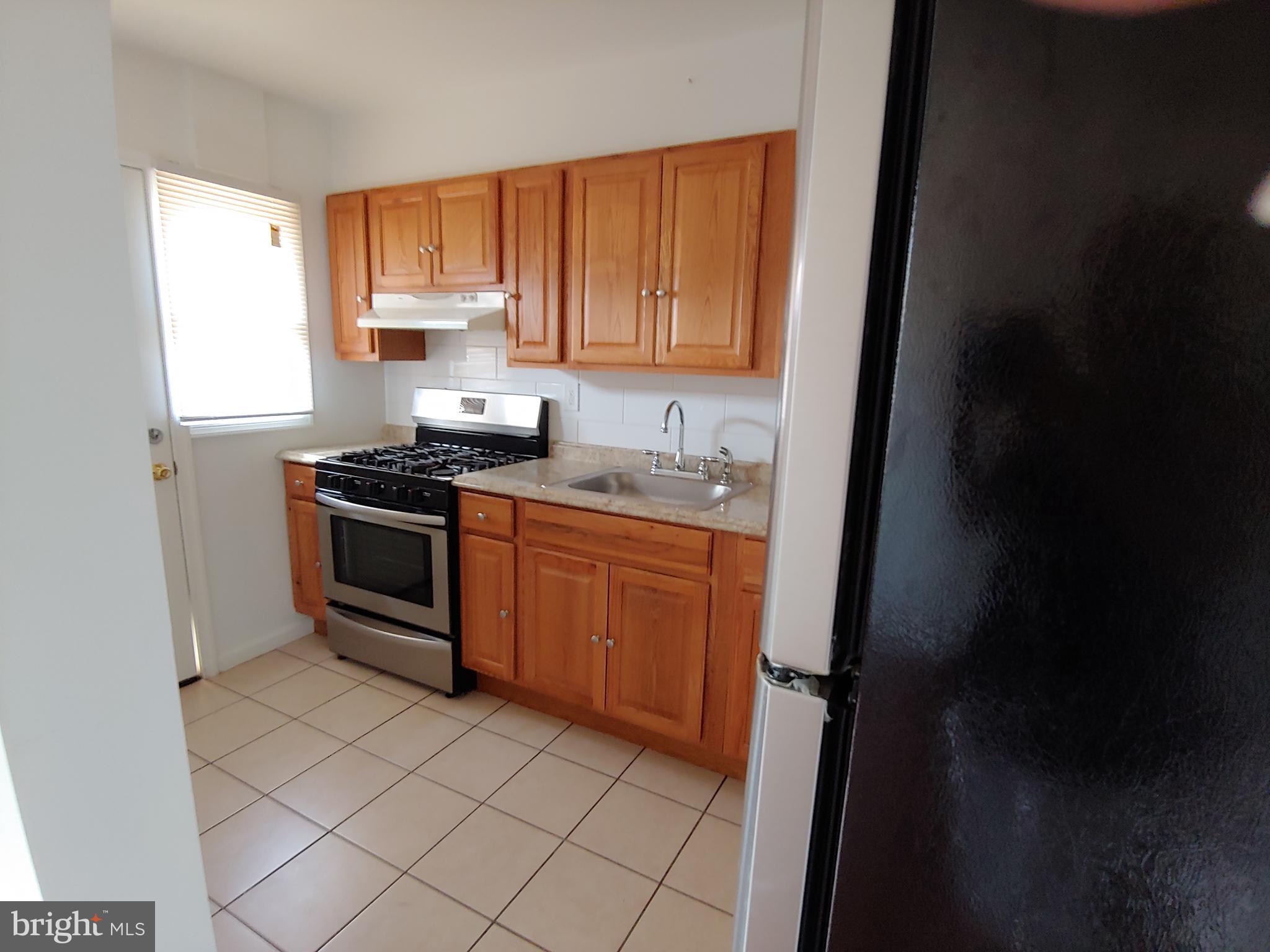 MIDDLESEX - Residential Lease