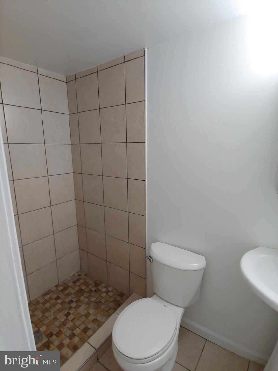 MIDDLESEX - Residential Lease