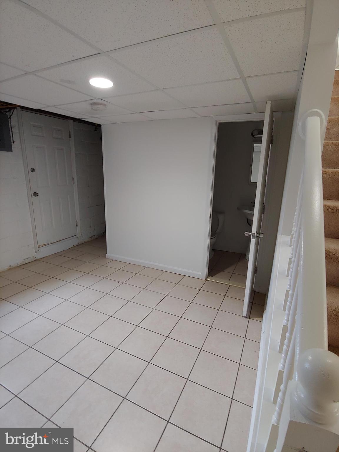 MIDDLESEX - Residential Lease