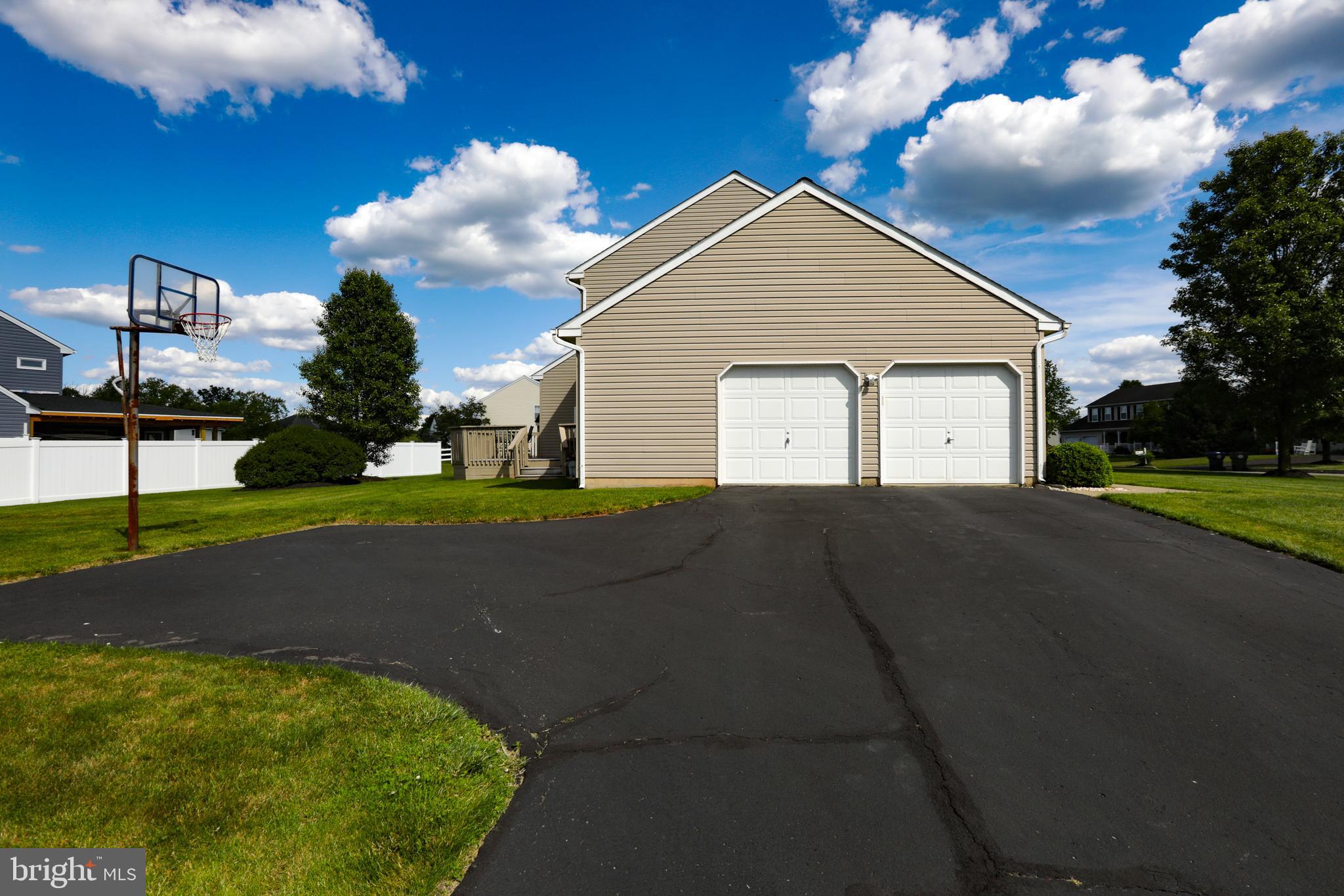 BERWIND ESTATES - Residential