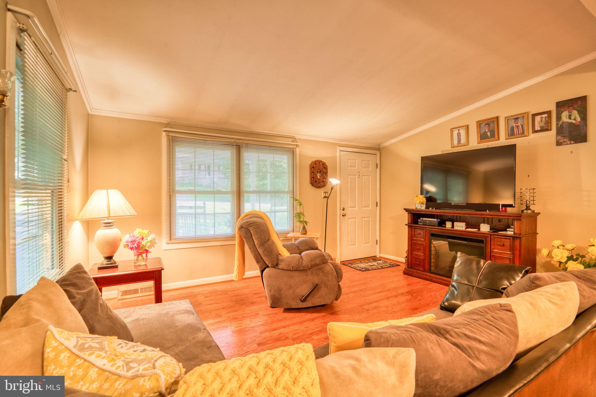 LAKE LAND OR - Residential