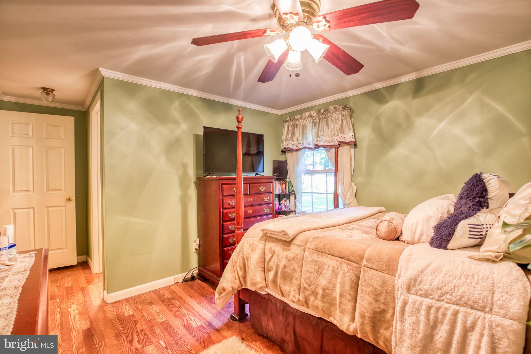 LAKE LAND OR - Residential