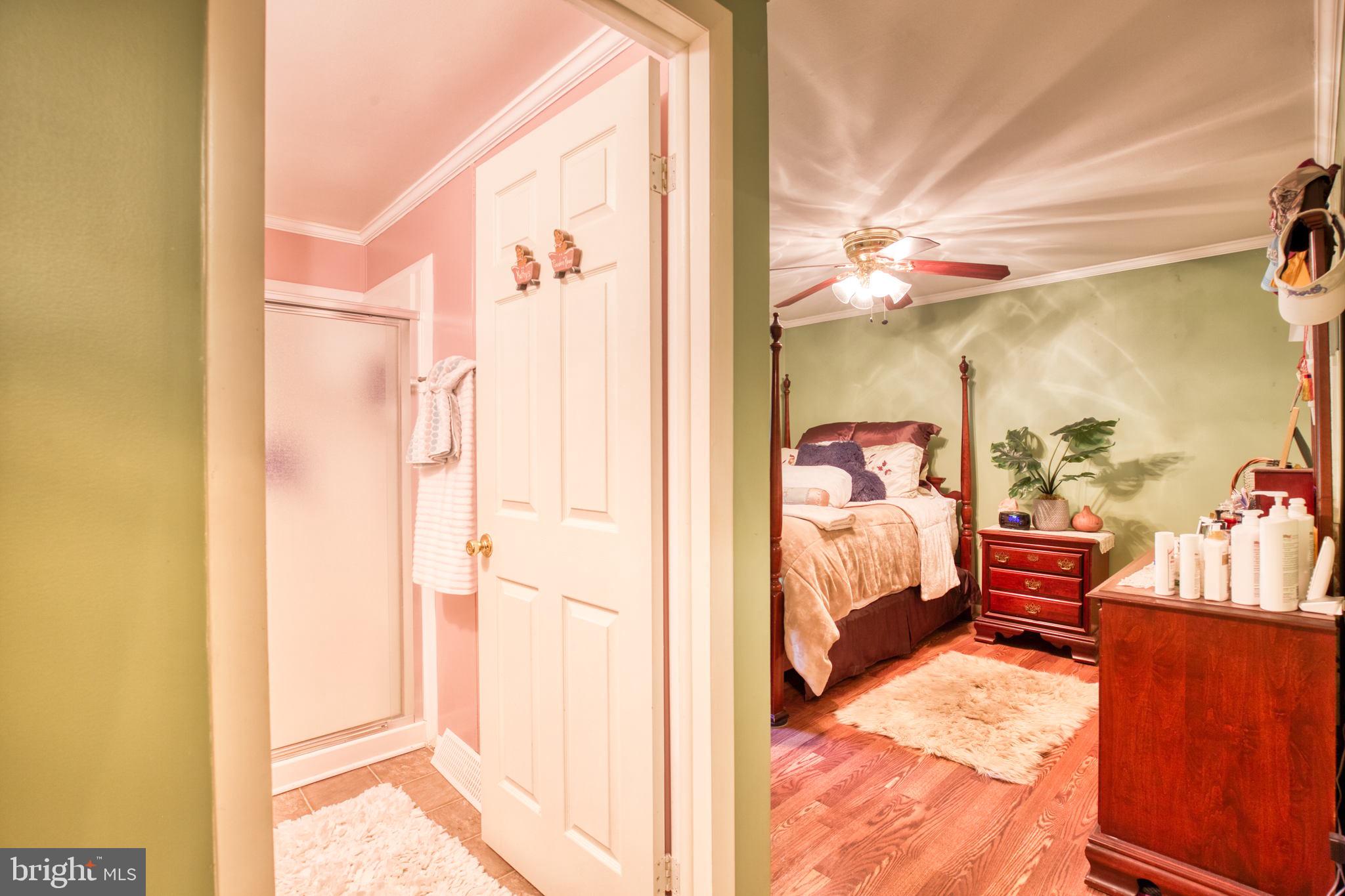 LAKE LAND OR - Residential