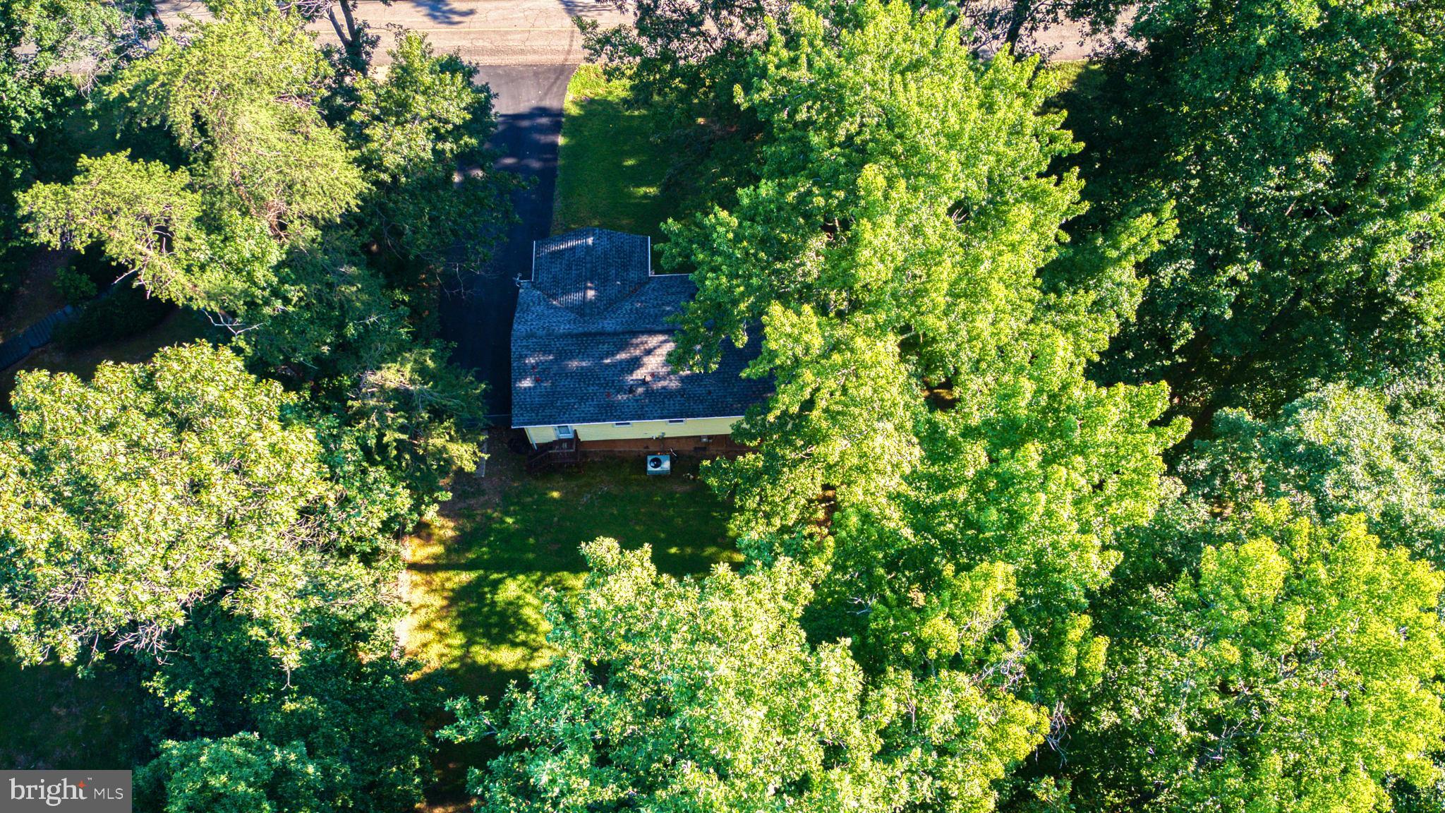 LAKE LAND OR - Residential