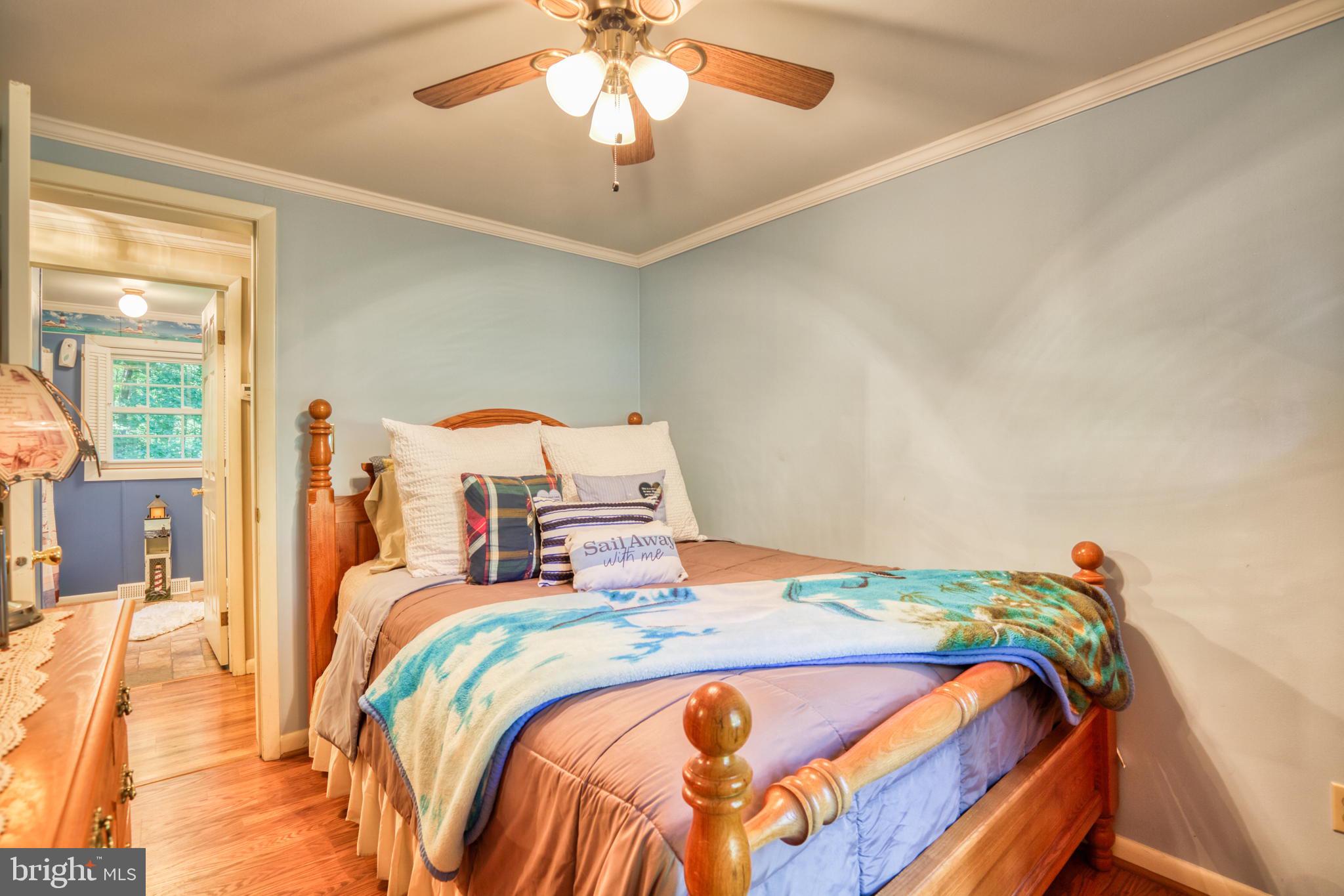 LAKE LAND OR - Residential