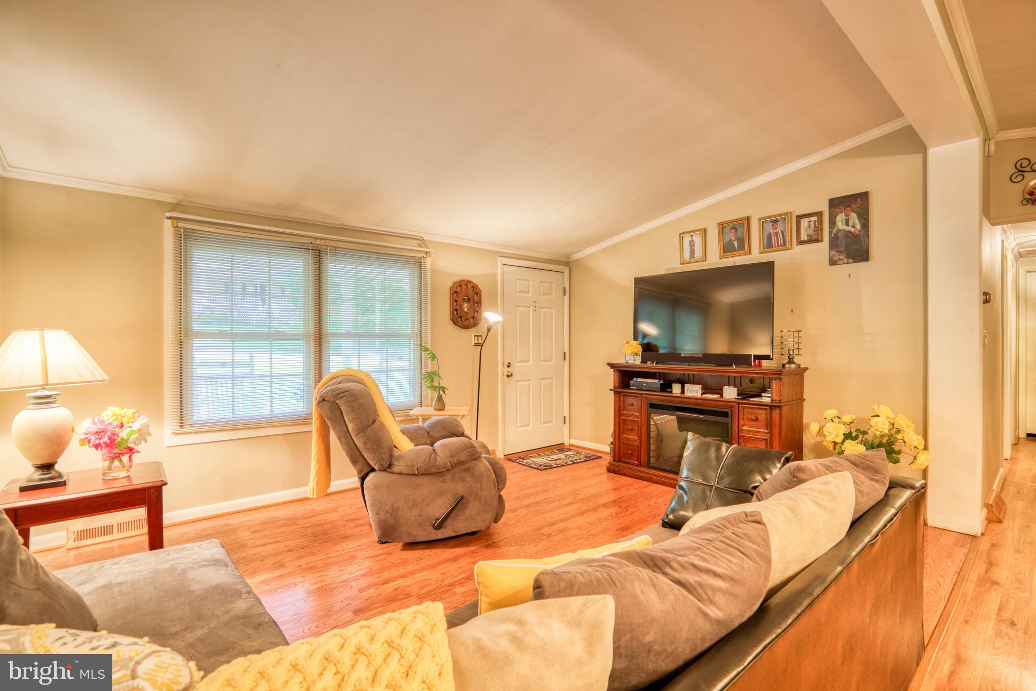 LAKE LAND OR - Residential