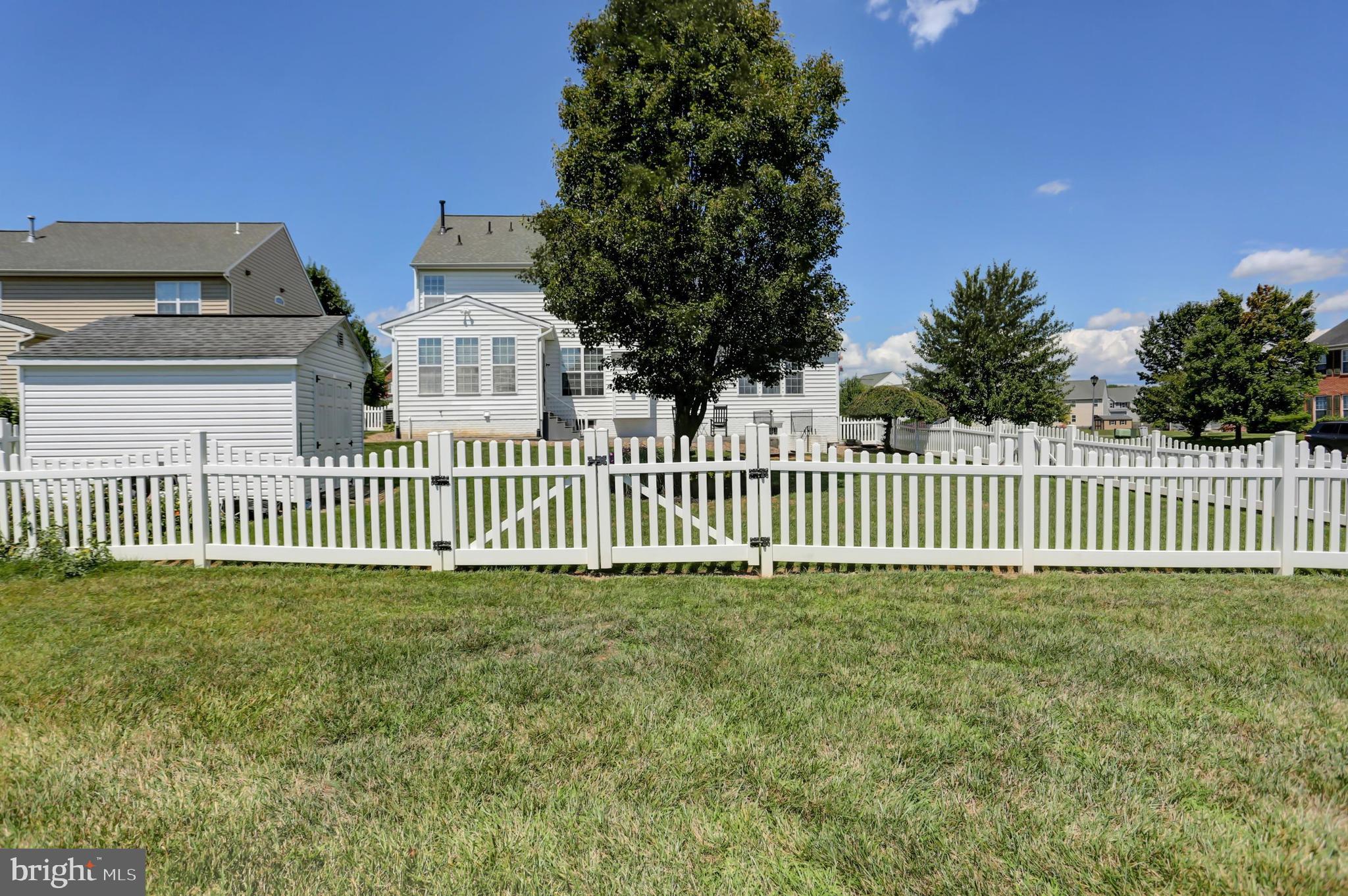 WESTFIELDS - Residential