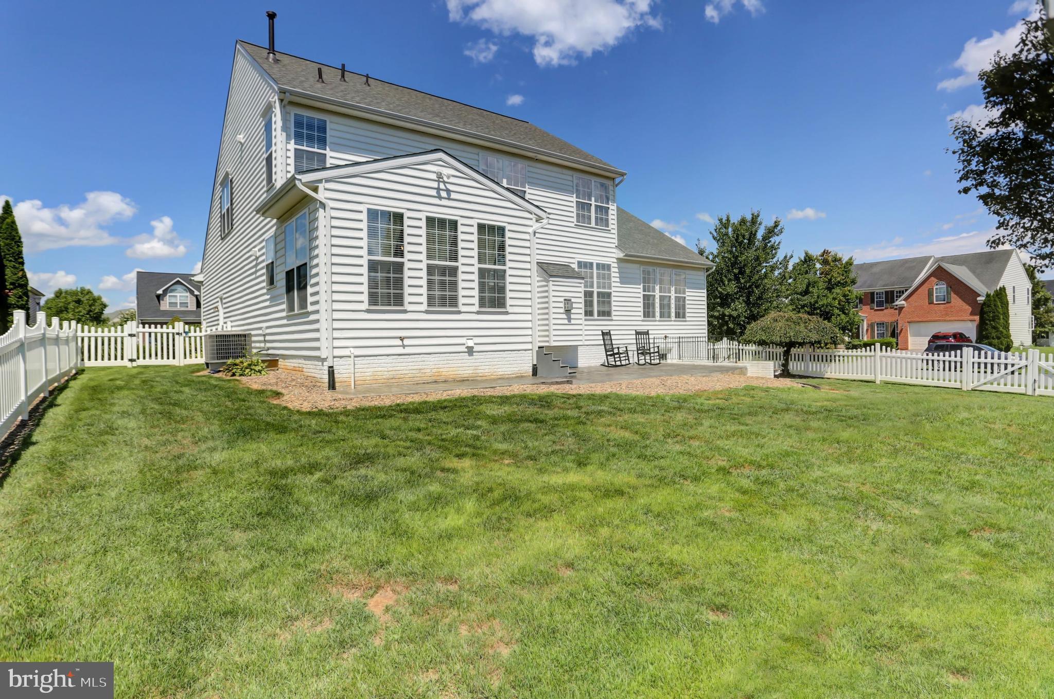 WESTFIELDS - Residential