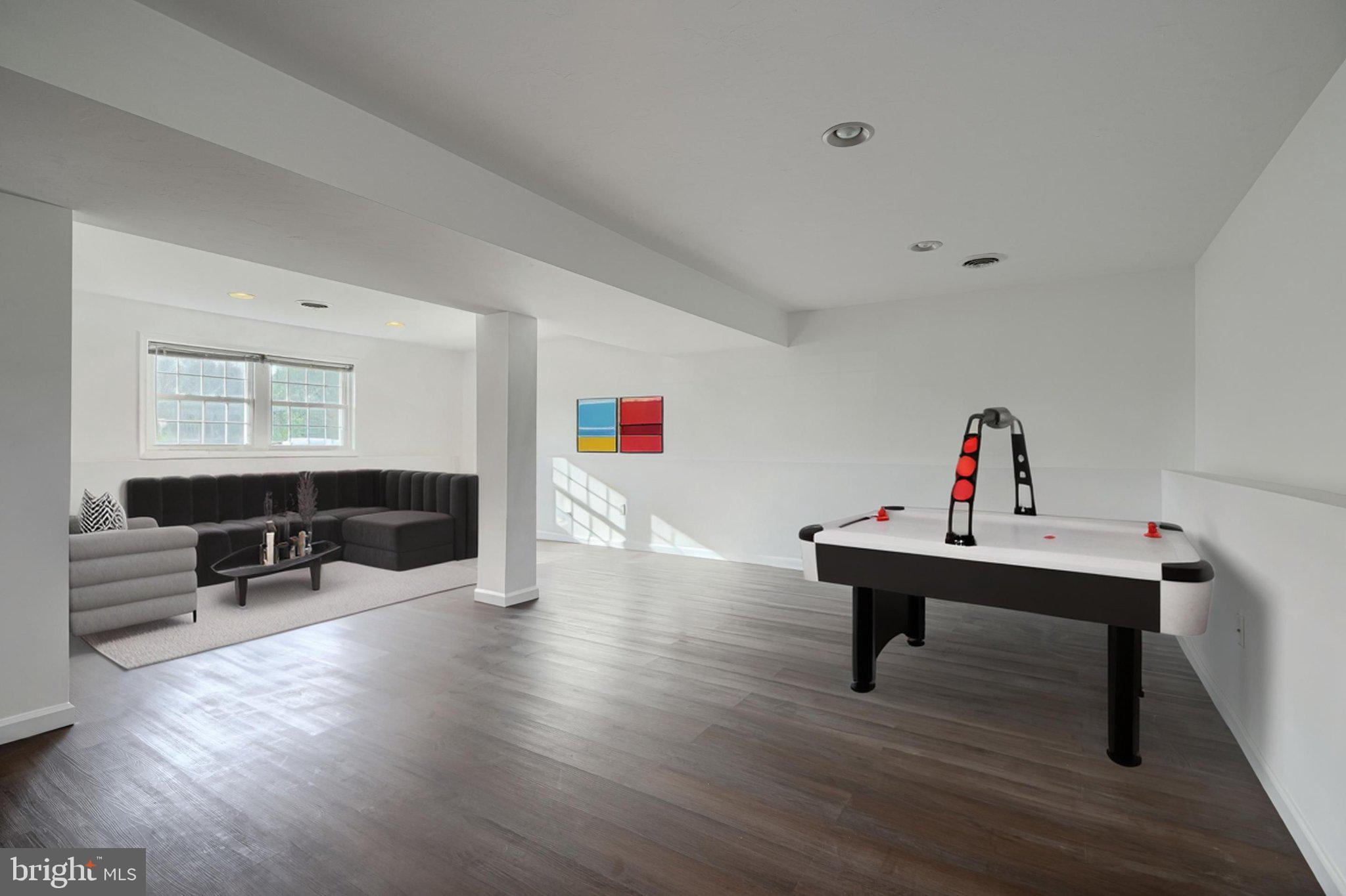 LAKE HERITAGE - Residential