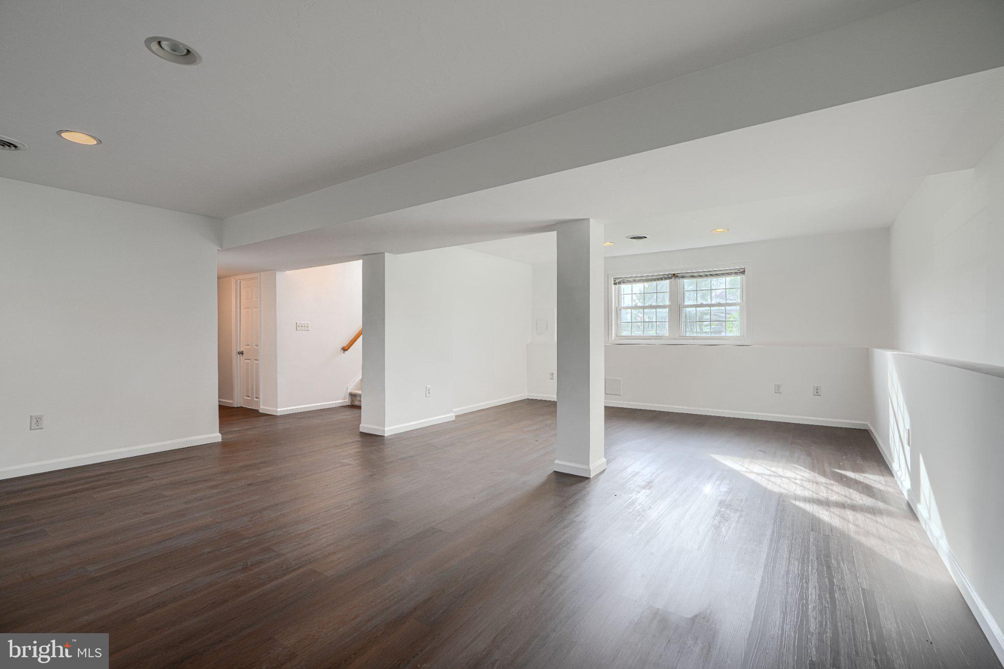 LAKE HERITAGE - Residential