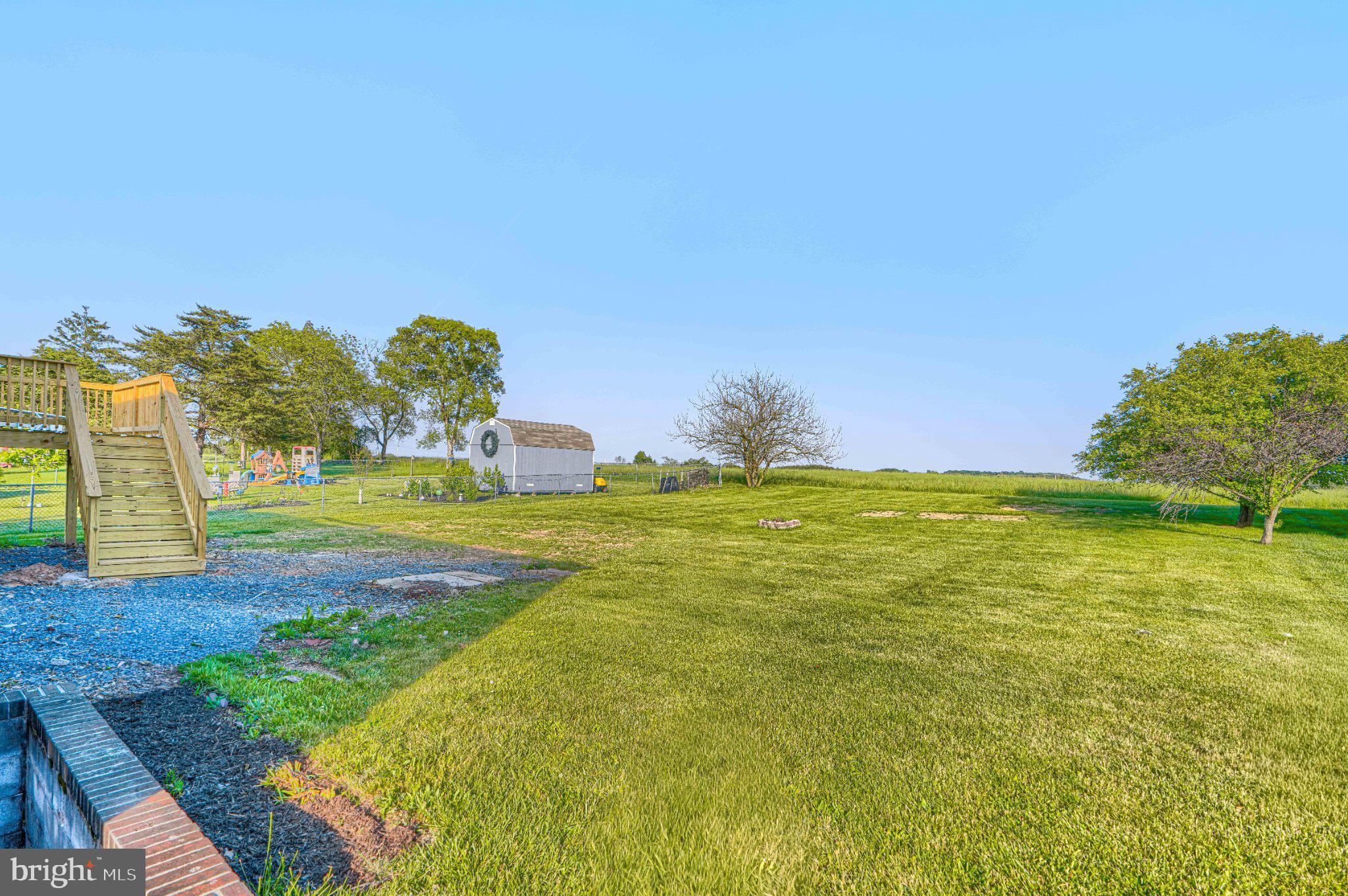 LAKE HERITAGE - Residential