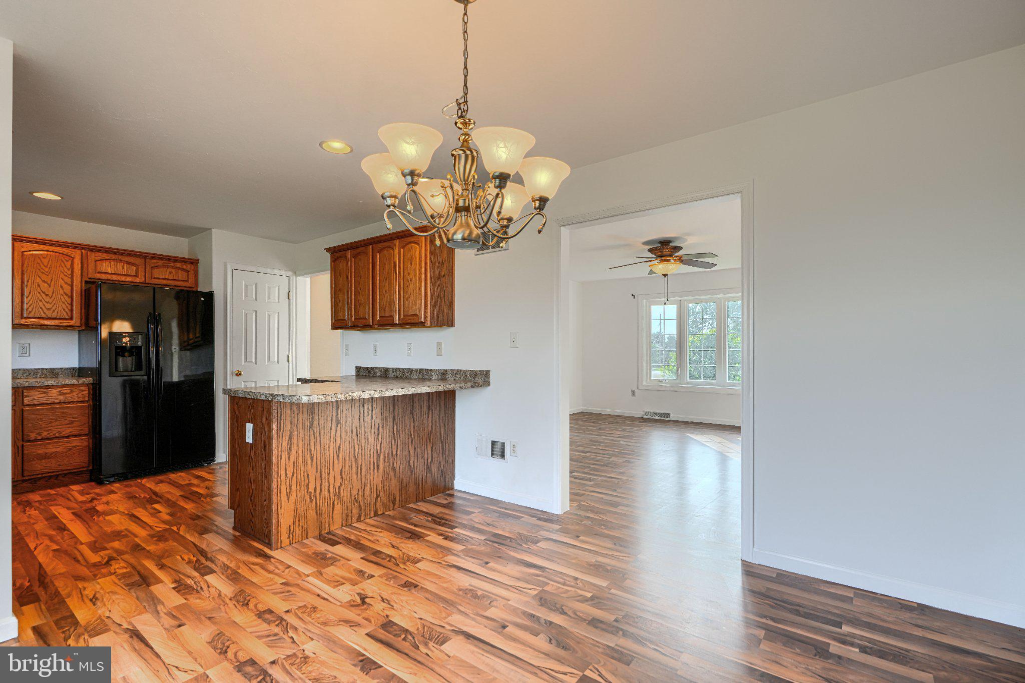 LAKE HERITAGE - Residential