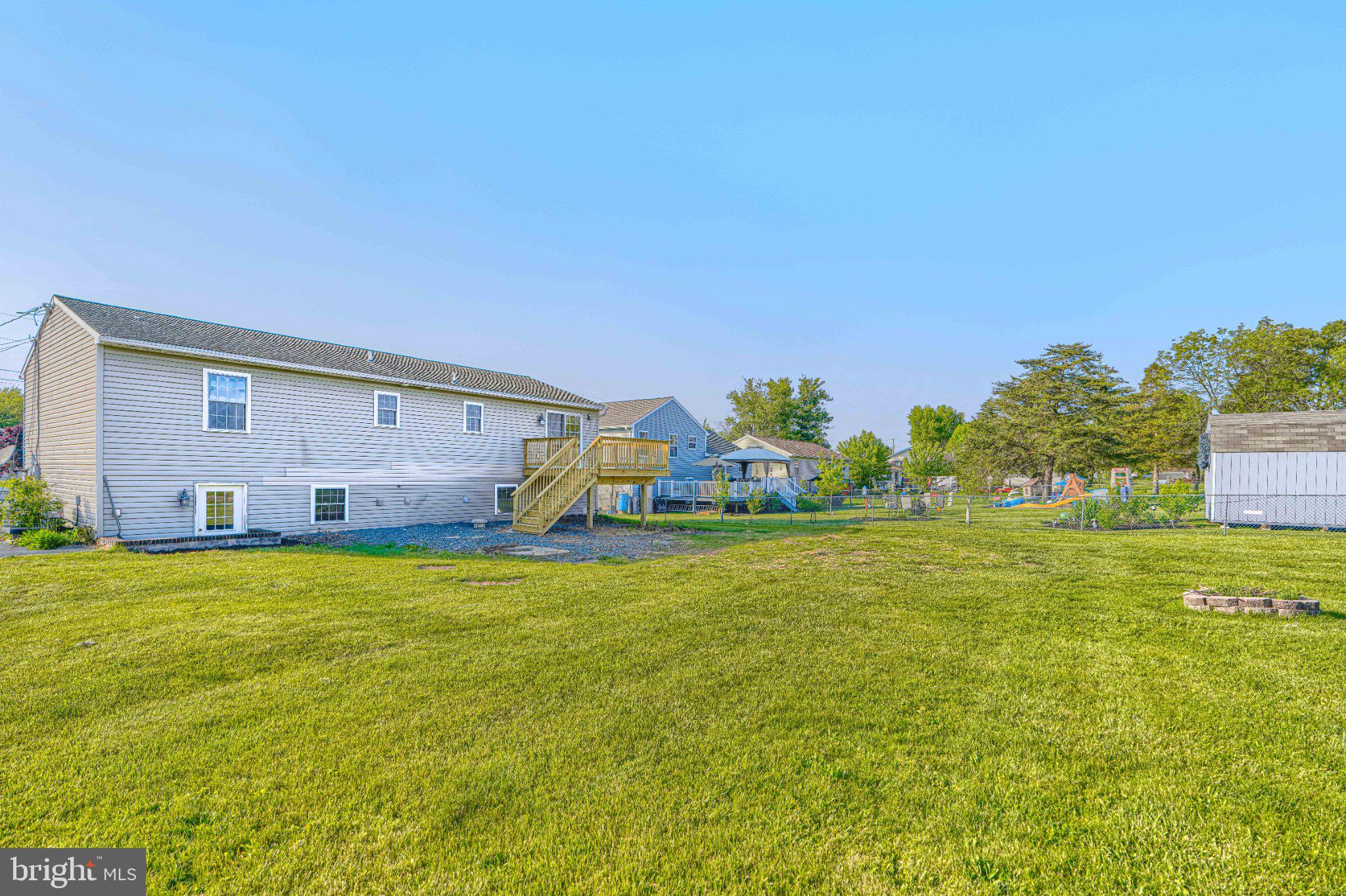 LAKE HERITAGE - Residential