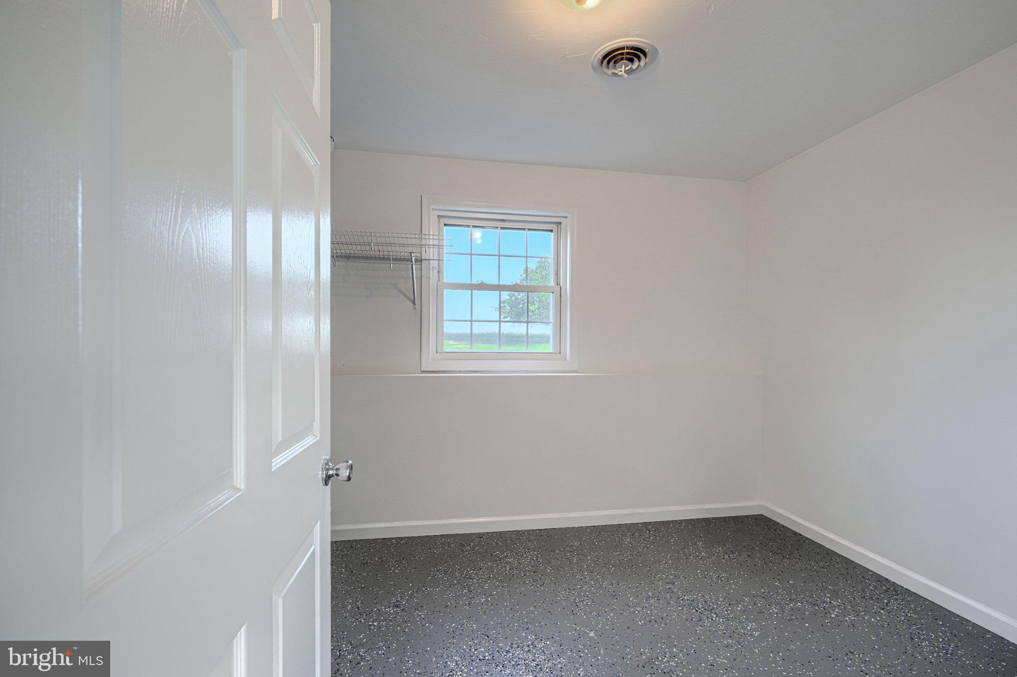 LAKE HERITAGE - Residential