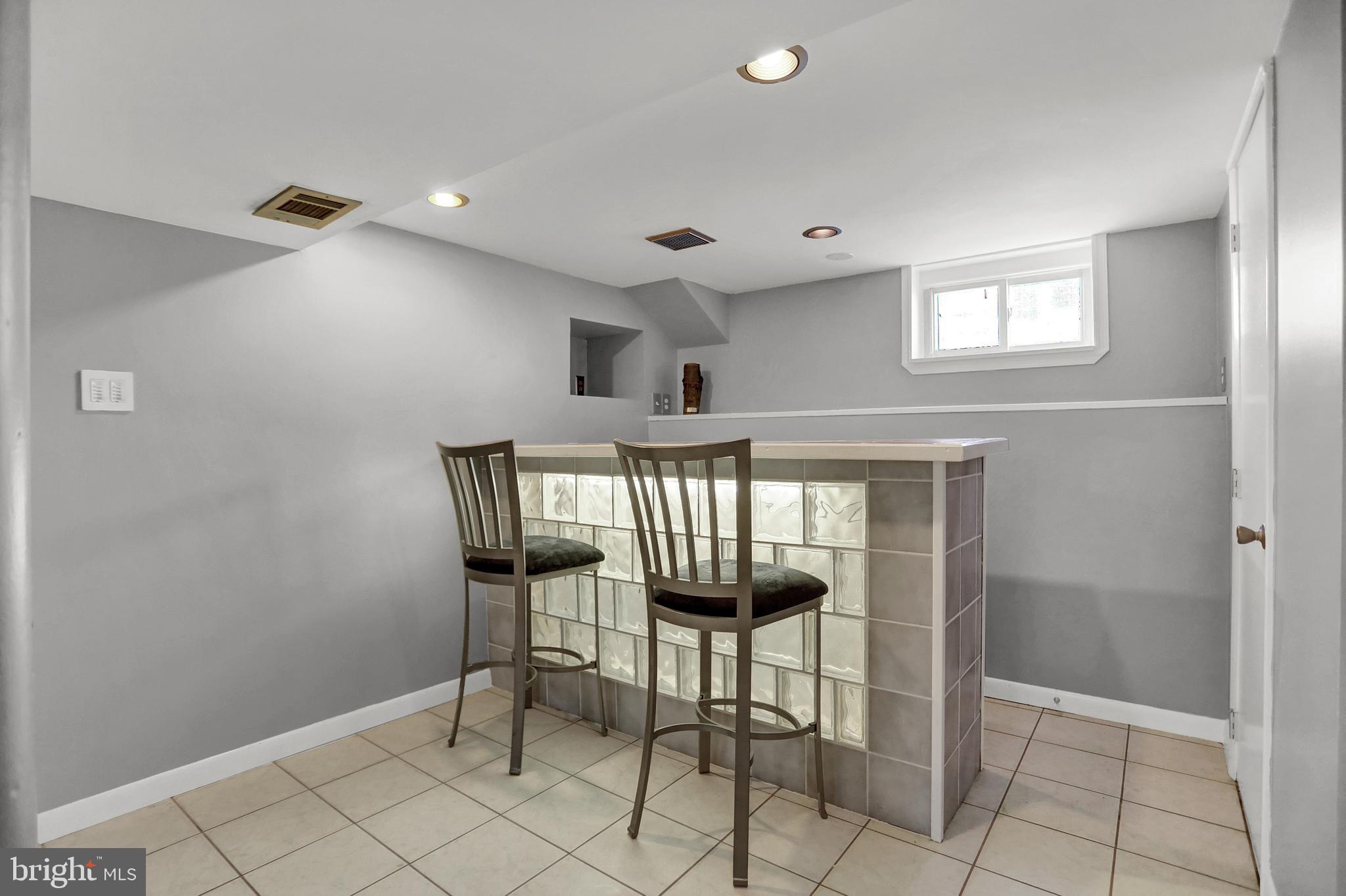 PARKVILLE HEIGHTS - Residential