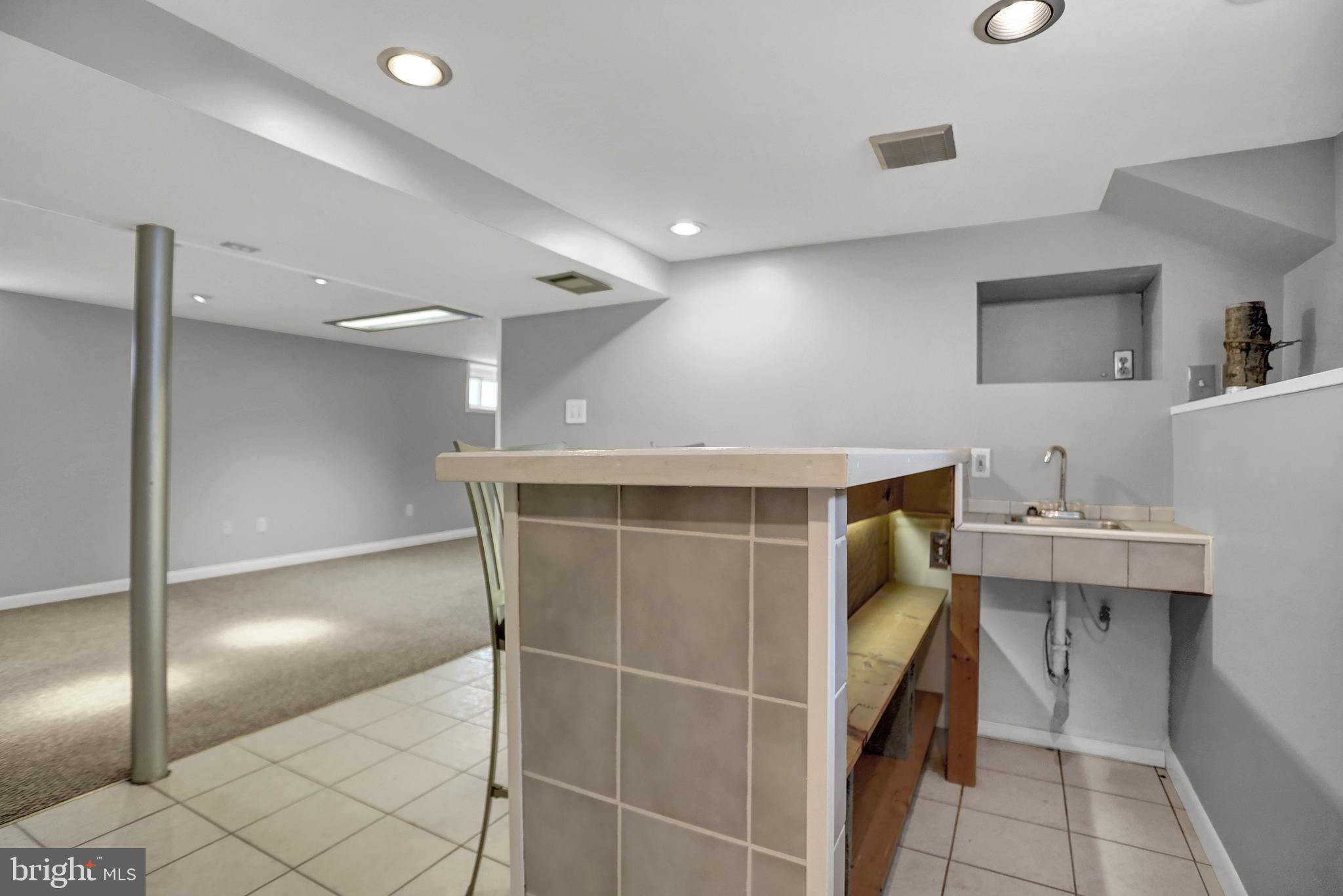 PARKVILLE HEIGHTS - Residential