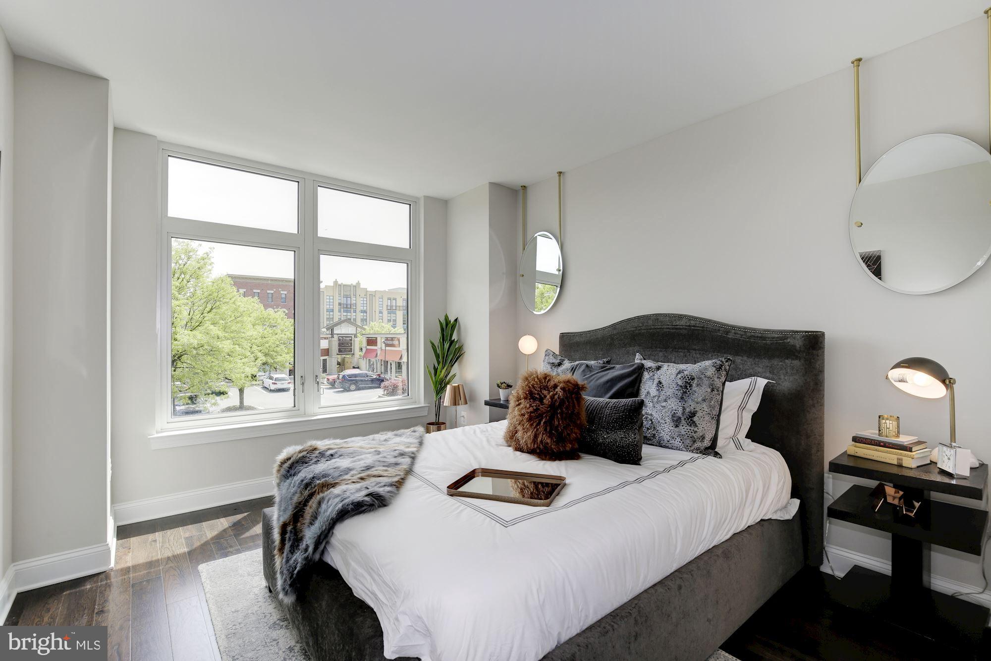 HAMPDEN ROW - Residential