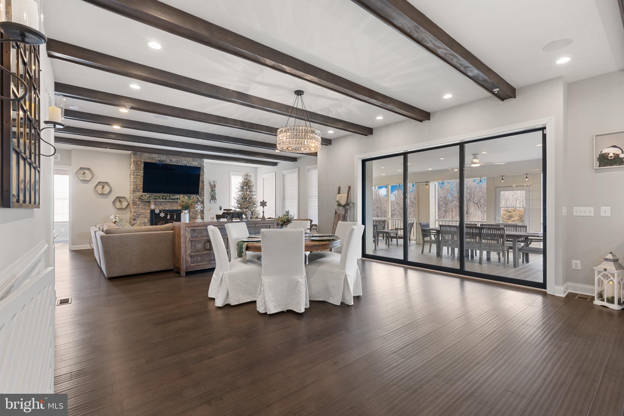 WEATHERSTONE - Residential