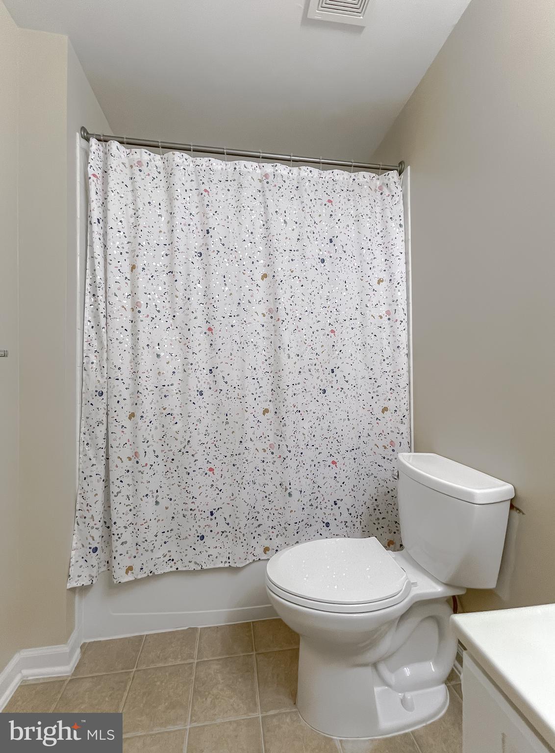 WESTBURY PUB - Residential