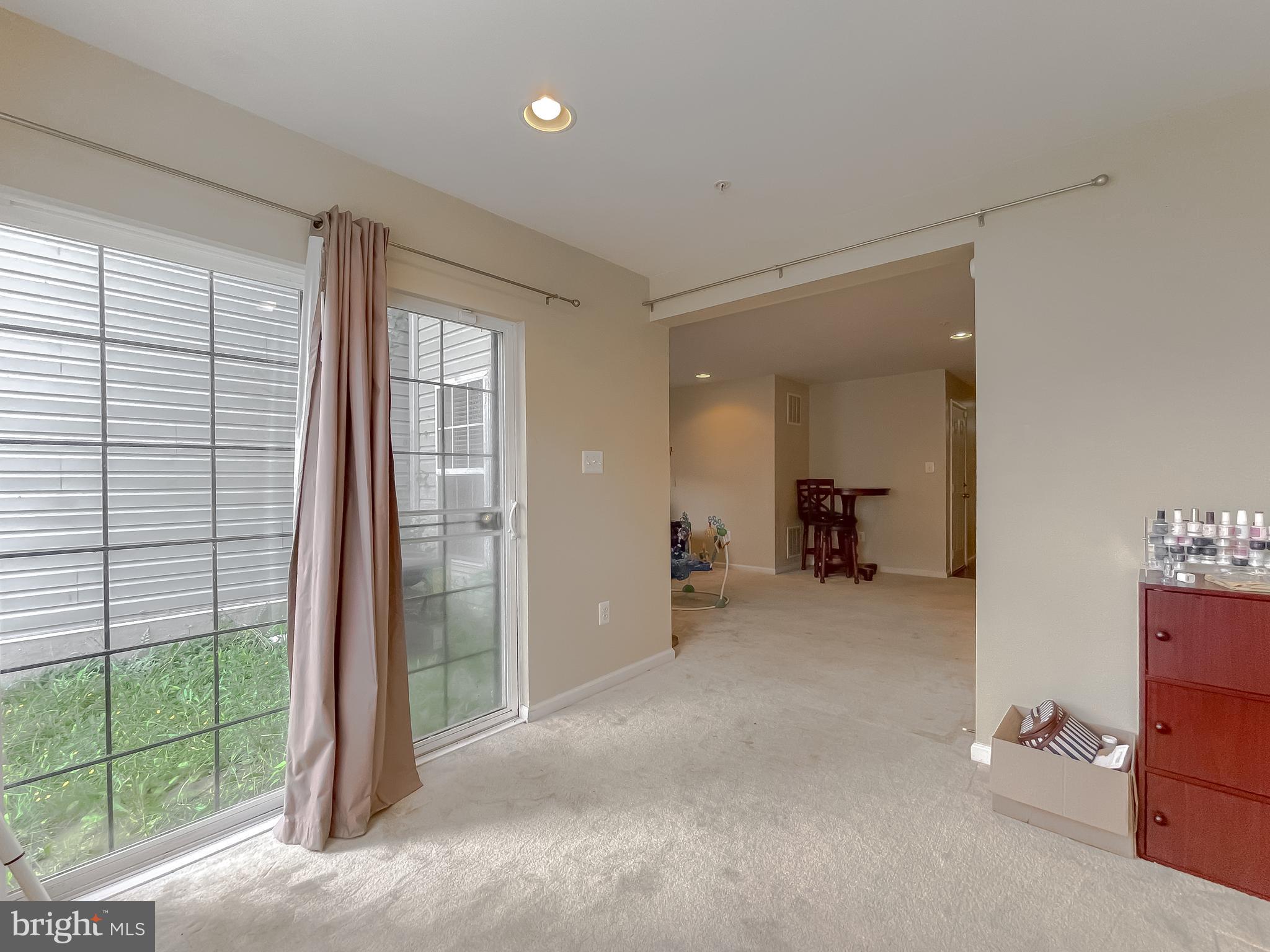 WESTBURY PUB - Residential