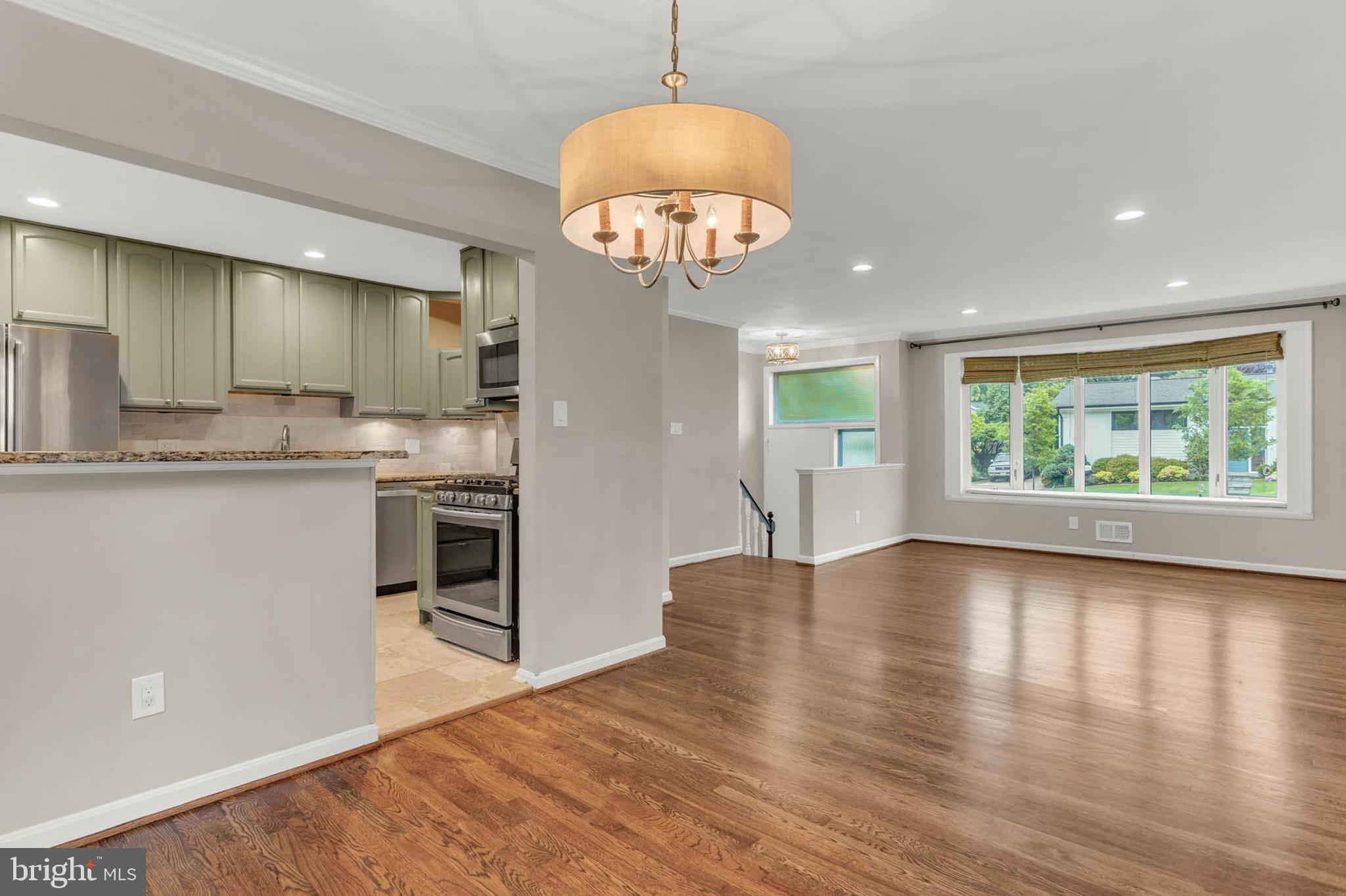 3510 SANDY COURT