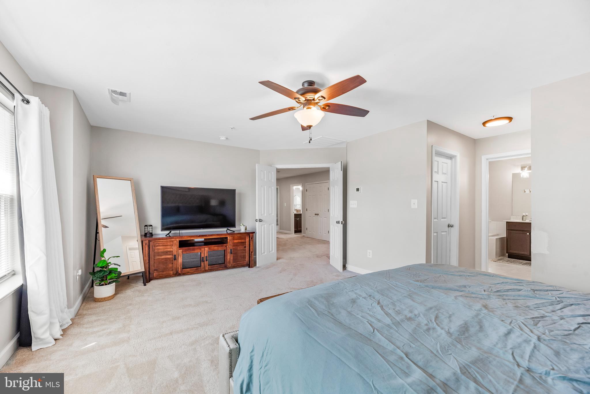 HOWES PROMISE - Residential