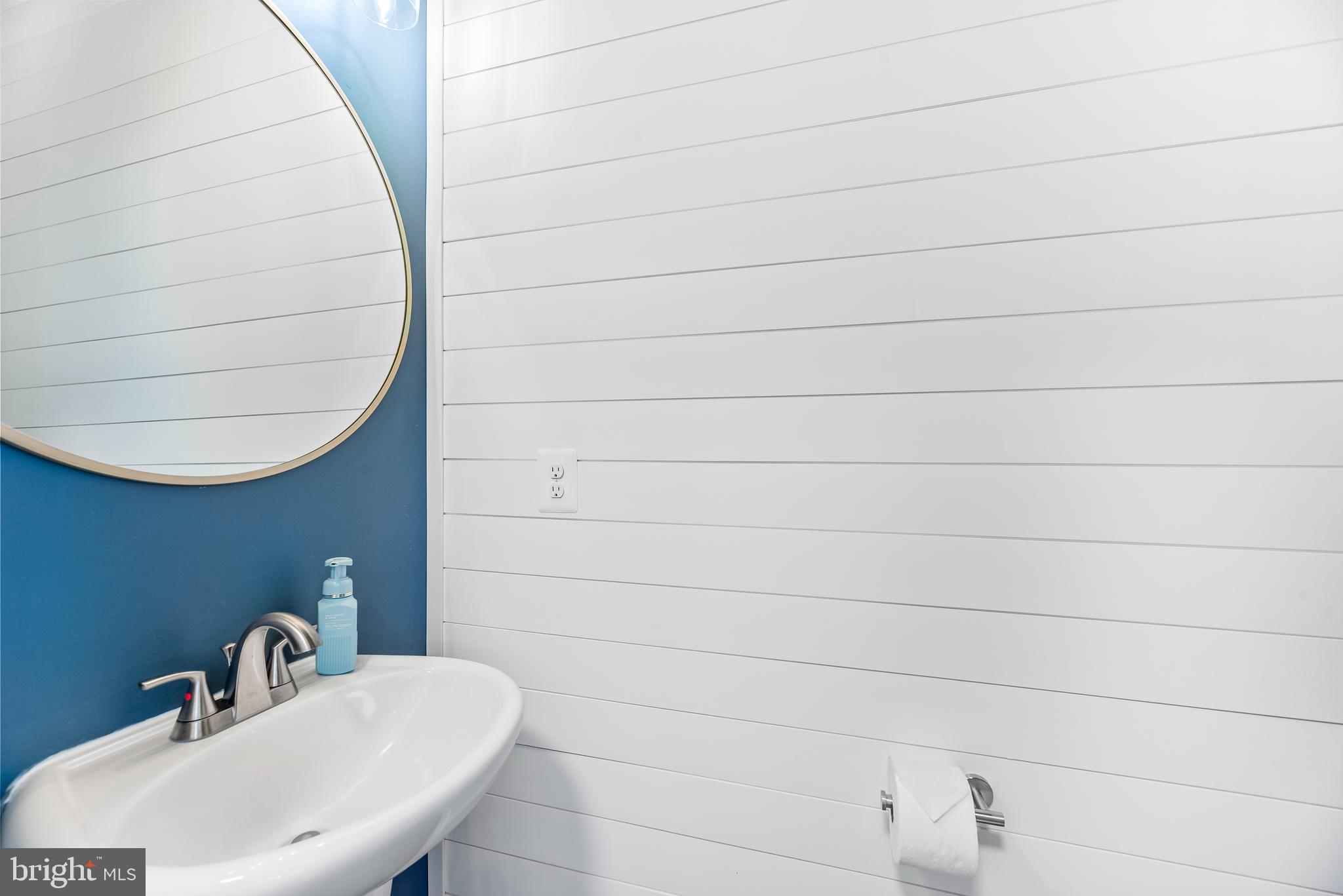 HOWES PROMISE - Residential