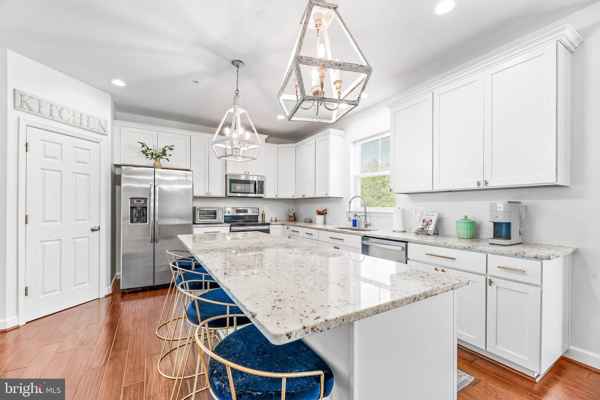 HOWES PROMISE - Residential