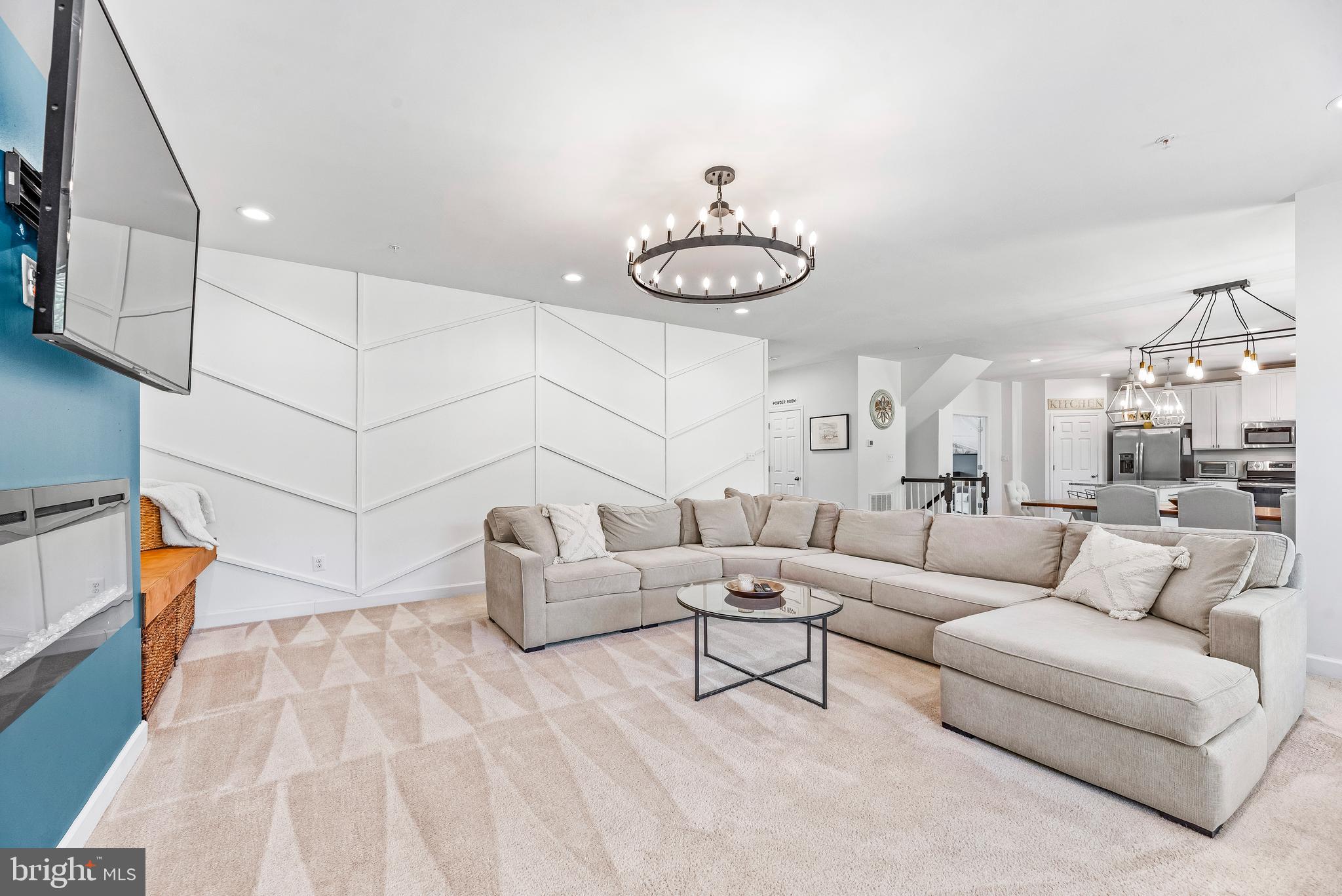 HOWES PROMISE - Residential