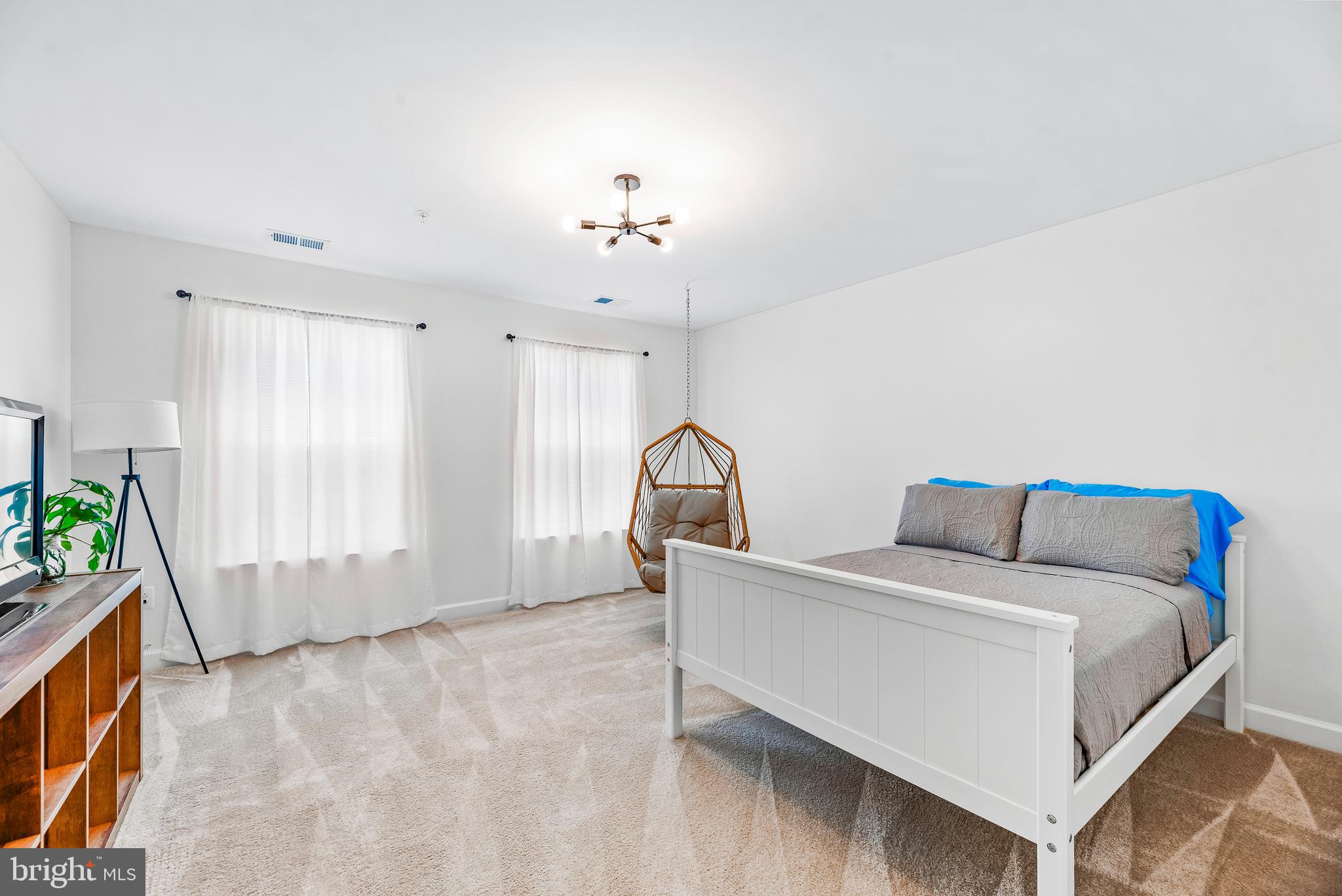 HOWES PROMISE - Residential