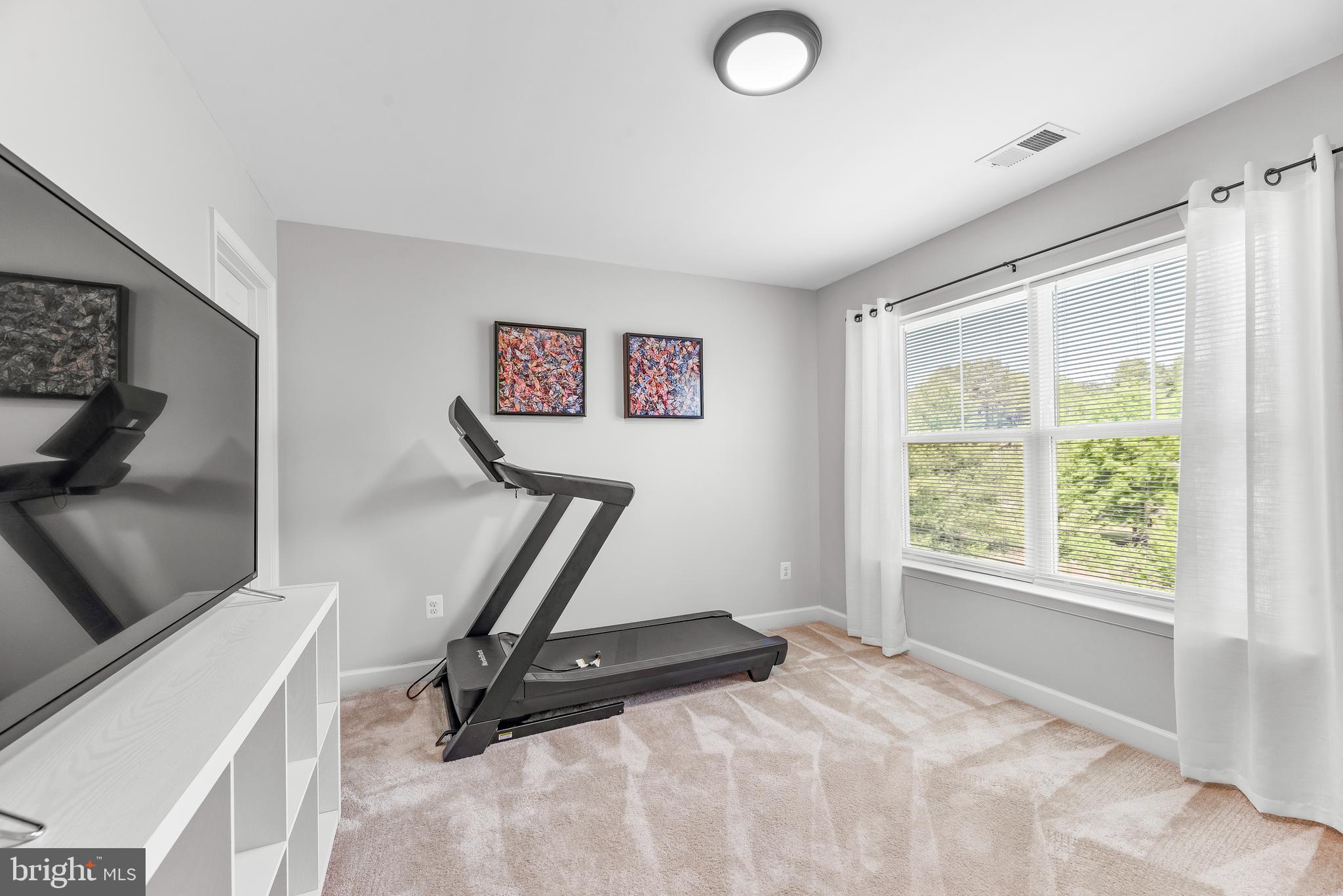 HOWES PROMISE - Residential