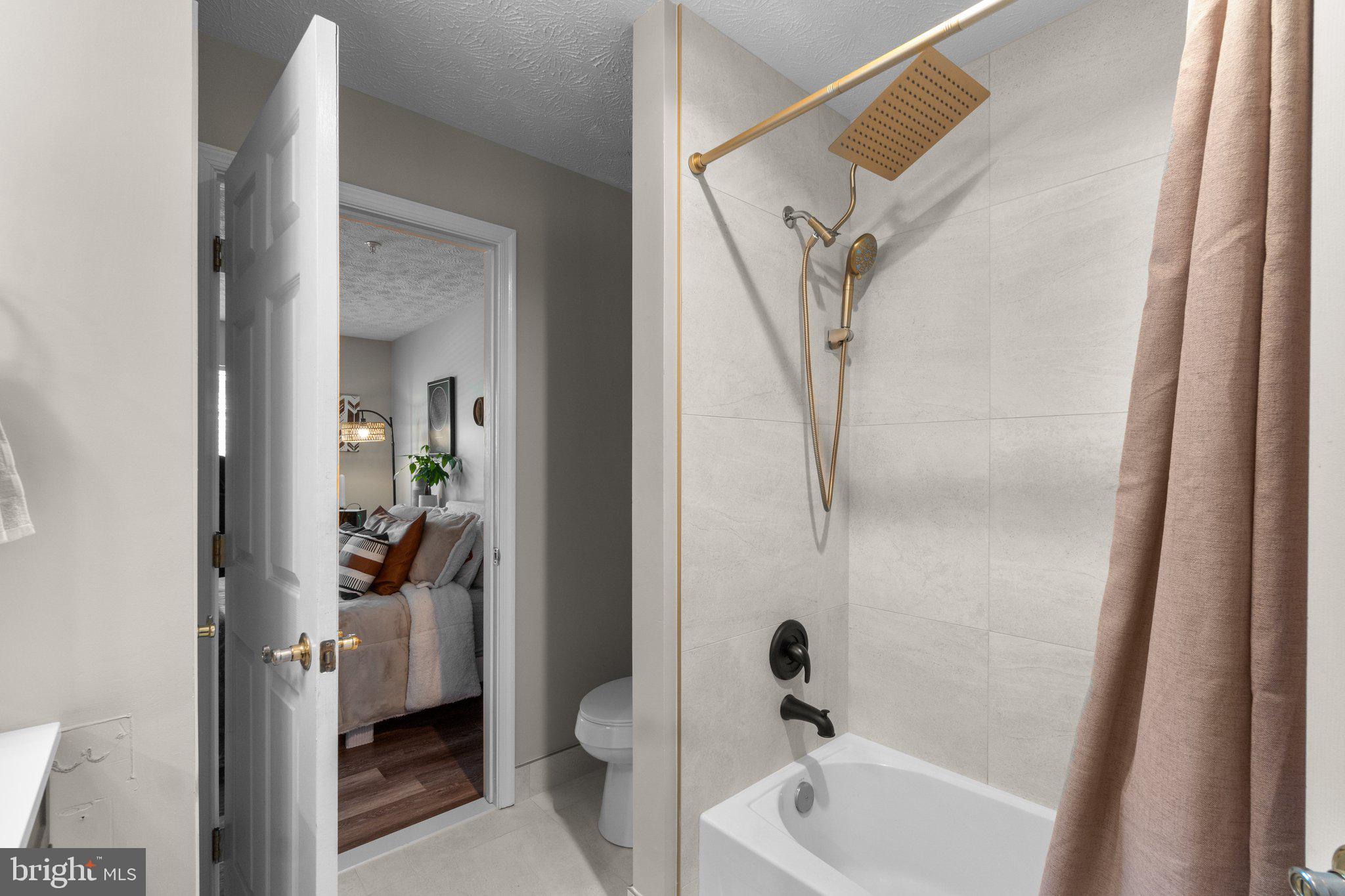 SPRING RIDGE - Residential