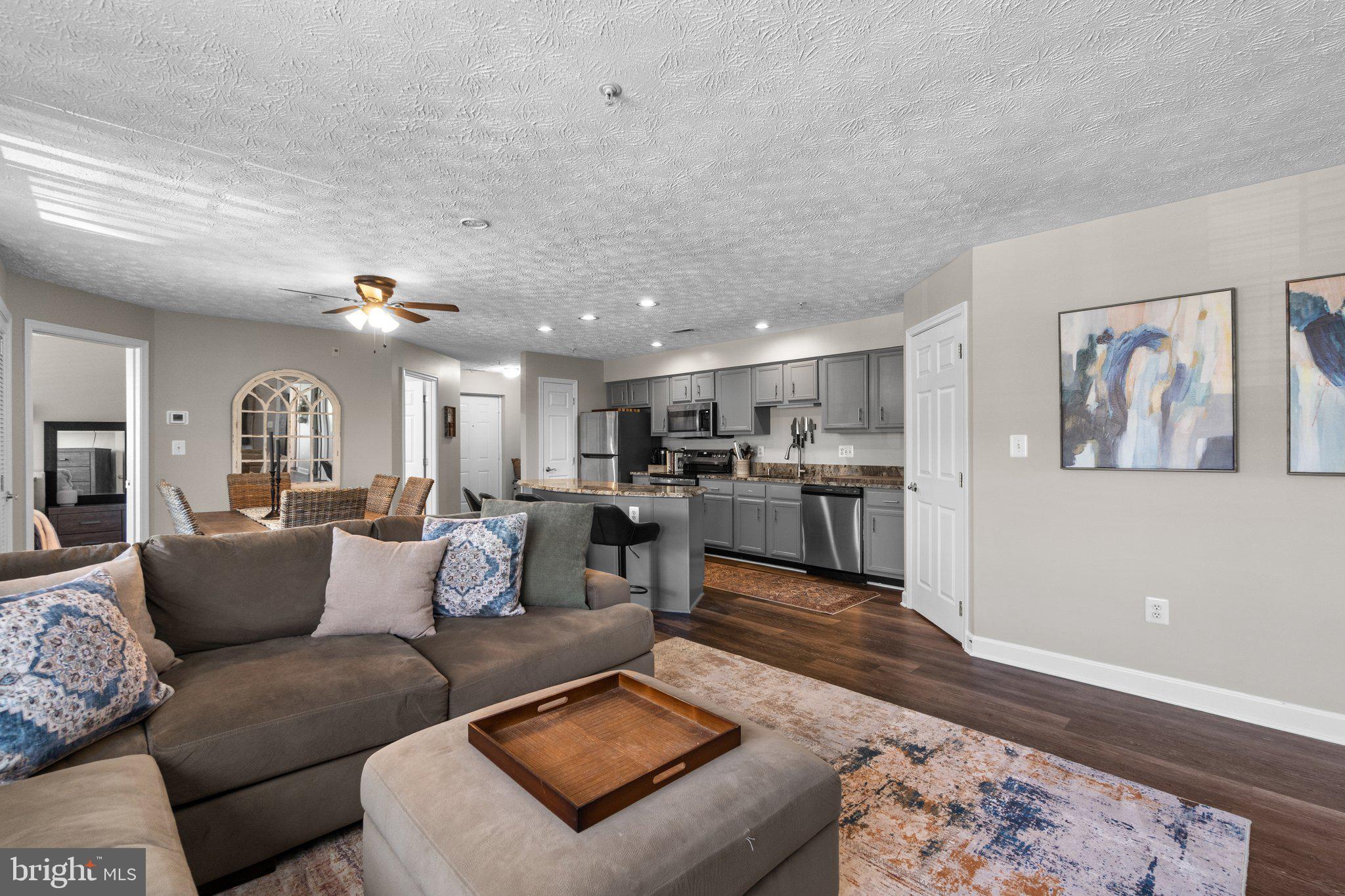 SPRING RIDGE - Residential