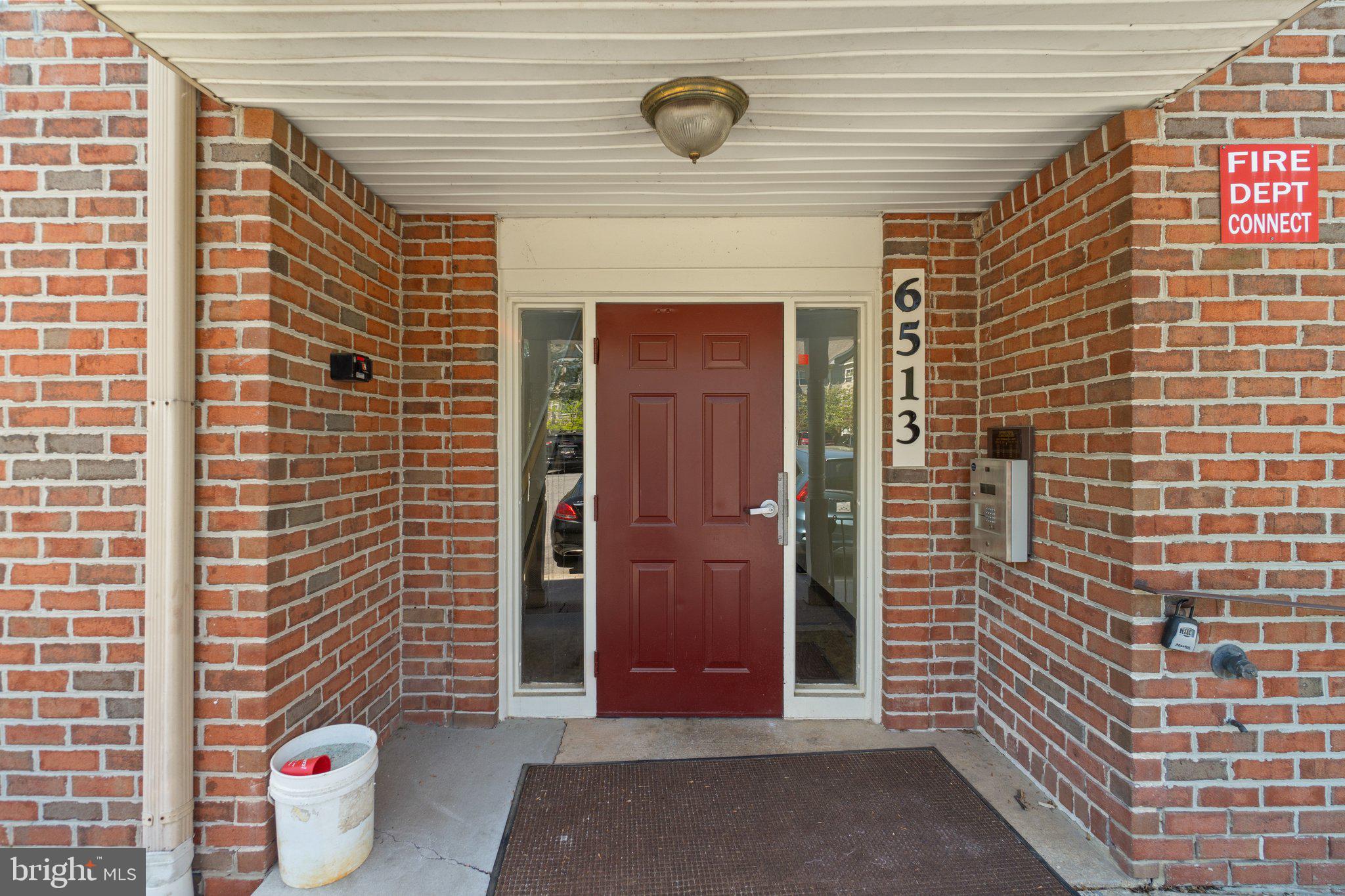 SPRING RIDGE - Residential