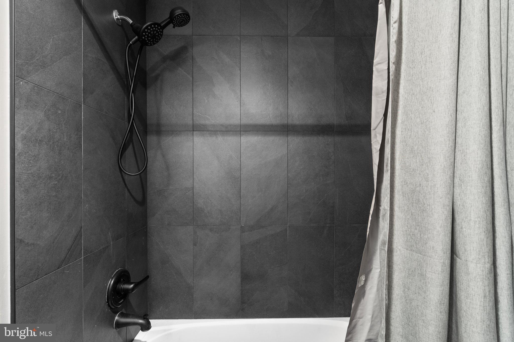 SPRING RIDGE - Residential