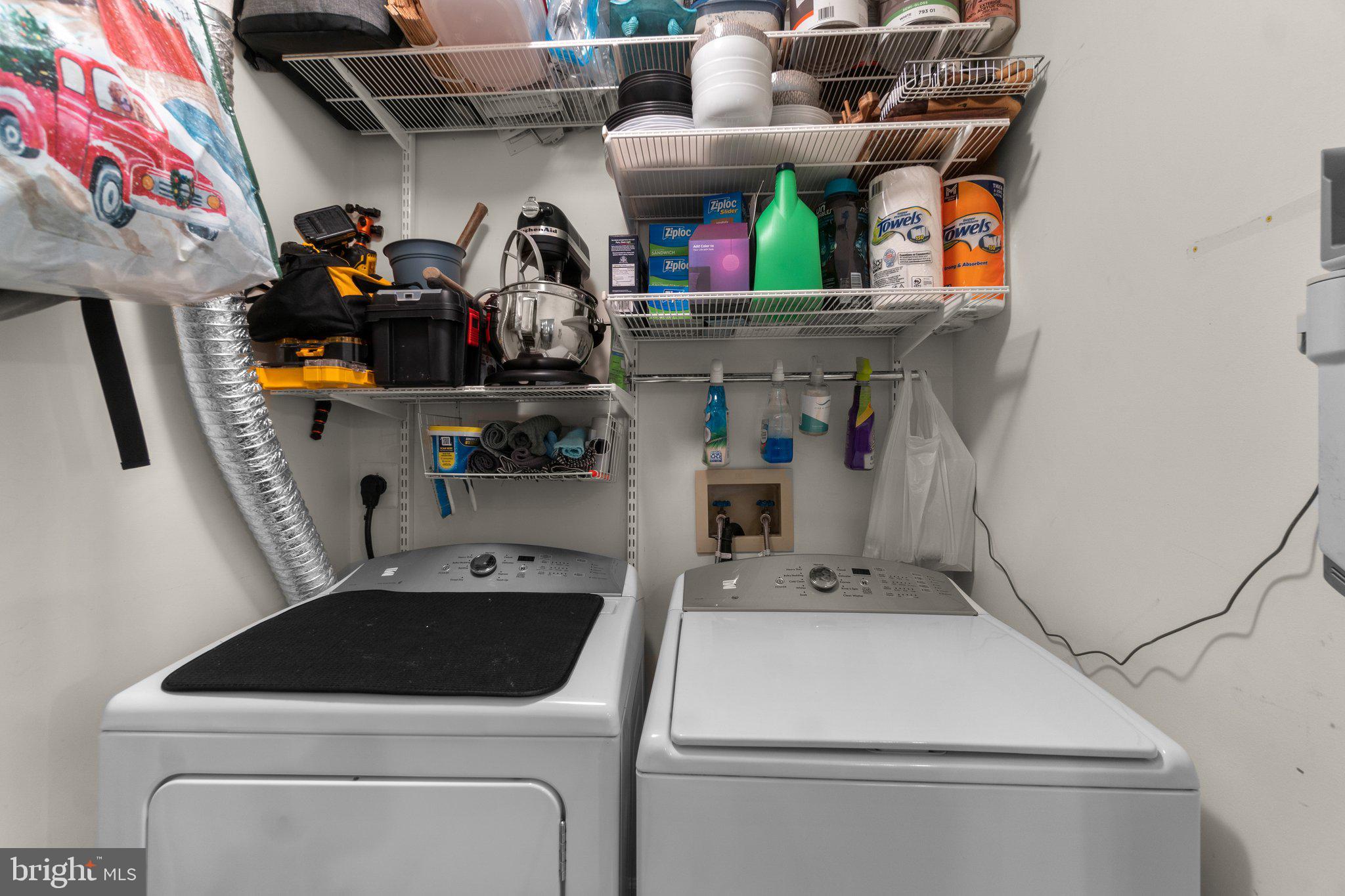 SPRING RIDGE - Residential