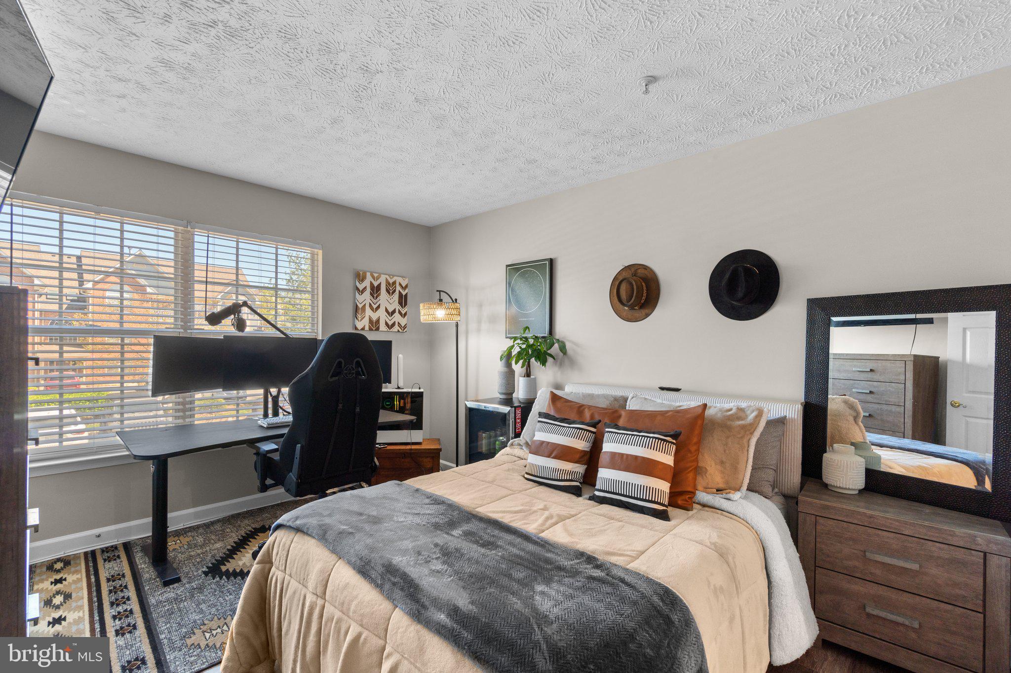 SPRING RIDGE - Residential