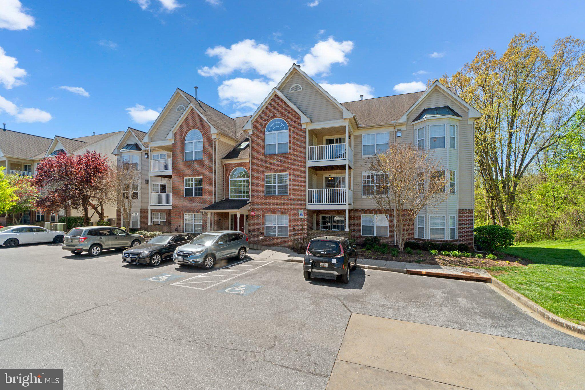 SPRING RIDGE - Residential