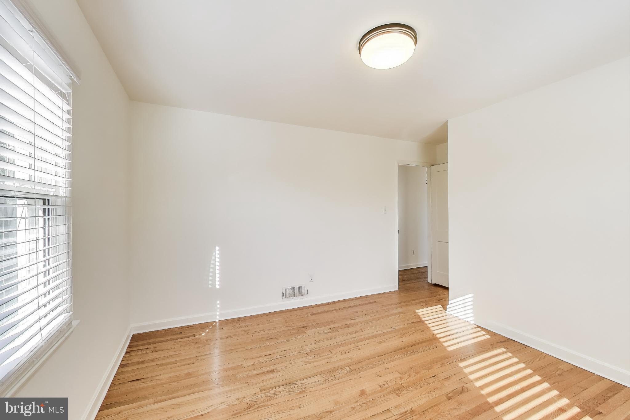 TAKOMA PARK - Residential Lease