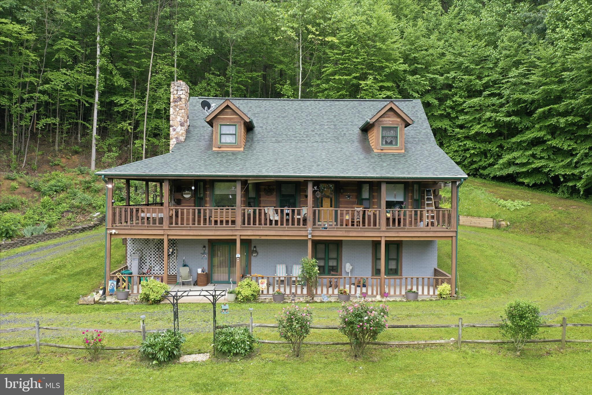 938 LAKE ARROWHEAD ROAD
