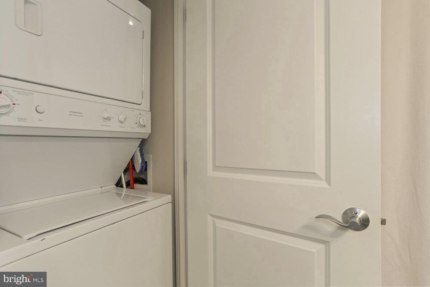 BALLSTON - Residential Lease