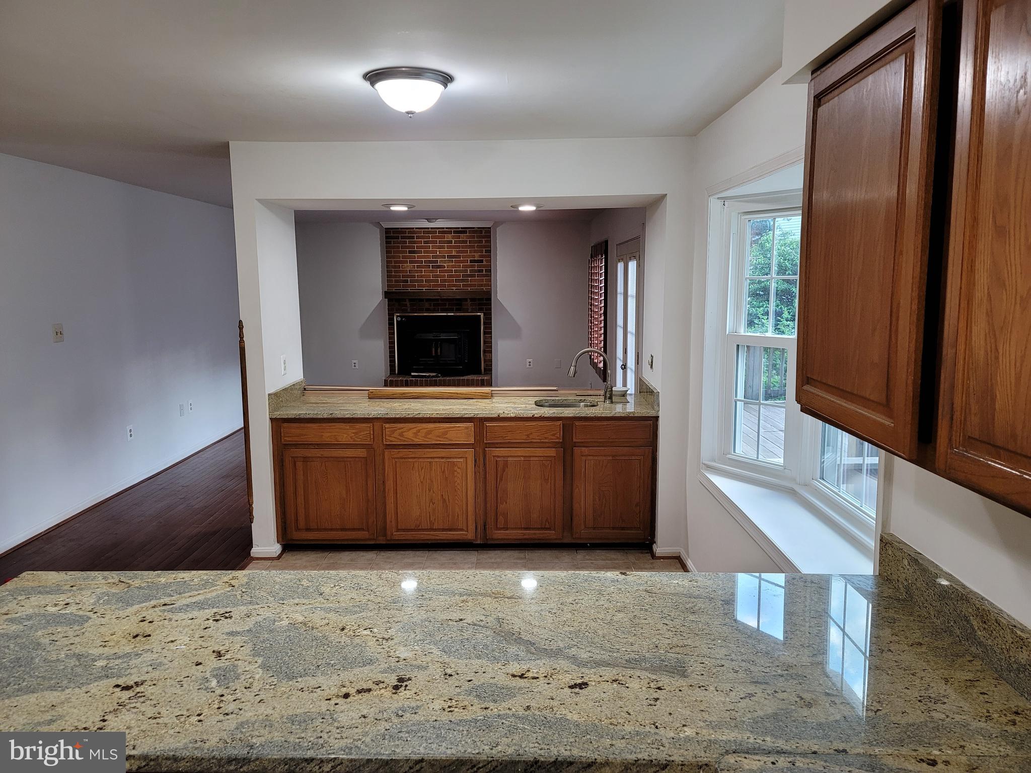 COUNTRYSIDE - Residential