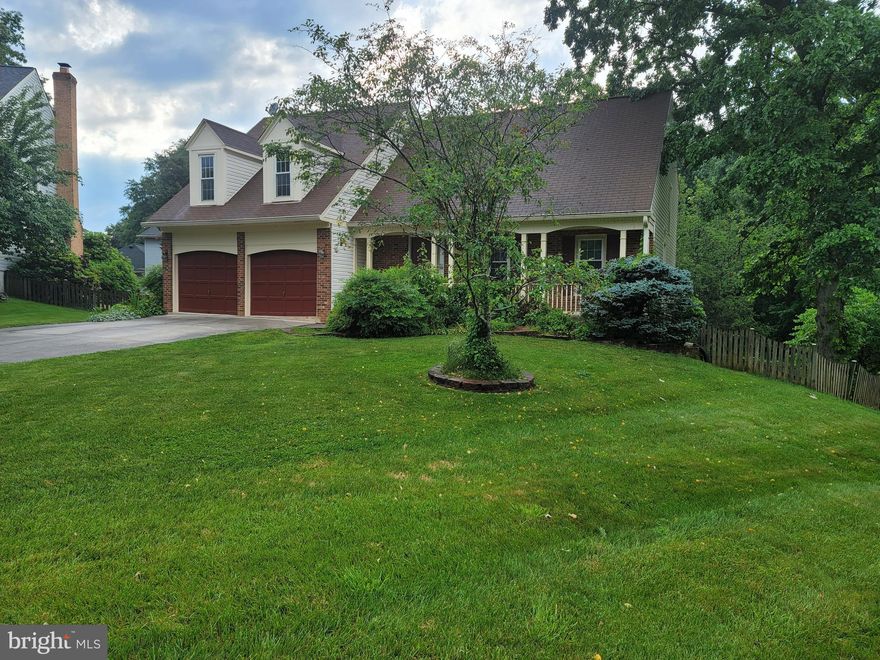 Remarkably Larger than it looks, over 3400 Sq Ft, Cul-De-Sac Location, Backs to Algonkian Park/Volcano Water Park, Golf Course/Playgrounds, Sportsplex, and Potomac River in the distance-so NOTHING to be built behind and side of home-PRIVATE Locale. Multi-Level Interior Space, Not your usual Split-Level, or even Tri-Level, 38 Steps in the entire home! Rocking Chair Front Porch, Recently Painted Interior, New Lighting, 2-story Foyer, Sunkin Vaulted Living Room, Sunken Dining Room, Huge Open Kitchen with Breakfast Bar, Built-in Desk, Wet Bar, Breakfast Room/area, Granite Counters, Loads of Oak Cabinets, plug above vent hood for future microwave, Built-In Pantry, Plenty of Room, Tile Floors, Open onto Family Room with Wood Burning Fireplace w/blower, French Doors to Deck. Multi-Level 2nd Floor with Primary Bedroom w/2 Walk-In Closets, Dressing Area, Primary Bath with soaking tub, double sinks, skylight, Stall Shower, and tile flooring. Down the hall is Bedroom 2 and Guest Bath. Up 3 steps to Bedrooms 3 & 4, which are the 2 dormer windows over the garage. The basement Level is Quite Unique, Also Multi-Level with a Staircase to the Office/Library with Built-in Bookshelves and a large storage room of this level. Another sunken level is the 5th Bedroom, 3rd Full Bath with Jacuzzi Tub, Utility Room, Laundry Room w/Sink and Large Recreation Room (Currently with Pool Table), Tile Floors and Antique Fireplace Mantle and Mirror (decorative fireplace), Sliding Doors to Downstairs Patio, Fenced Backyard. Plenty of overflow parking in Cul-De-Sac, Neighborhood has so many amenities to choose from and the Potomac River is not far away. Home is Sold AS-IS, Home Inspection for Informational Purposes Only, Home is part of an estate from the previous owner. "Pool Table Conveys"