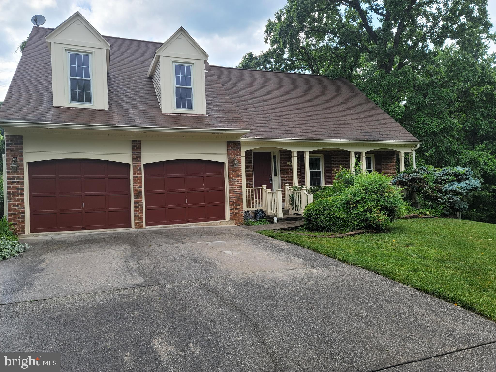 COUNTRYSIDE - Residential