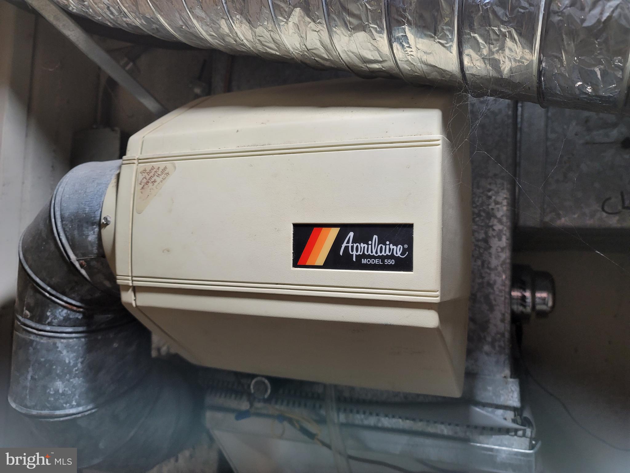 COUNTRYSIDE - Residential