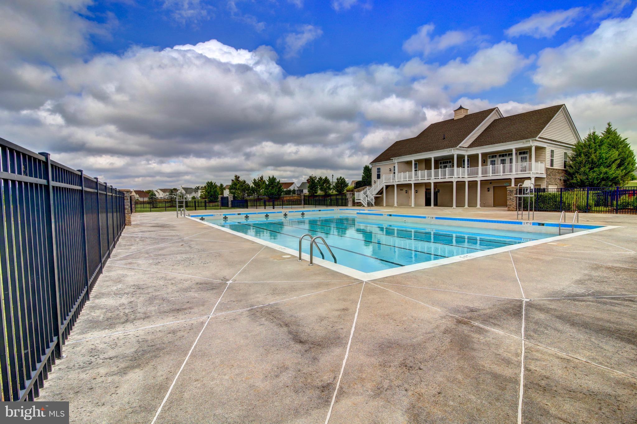 MARTINSBURG STATION - Residential