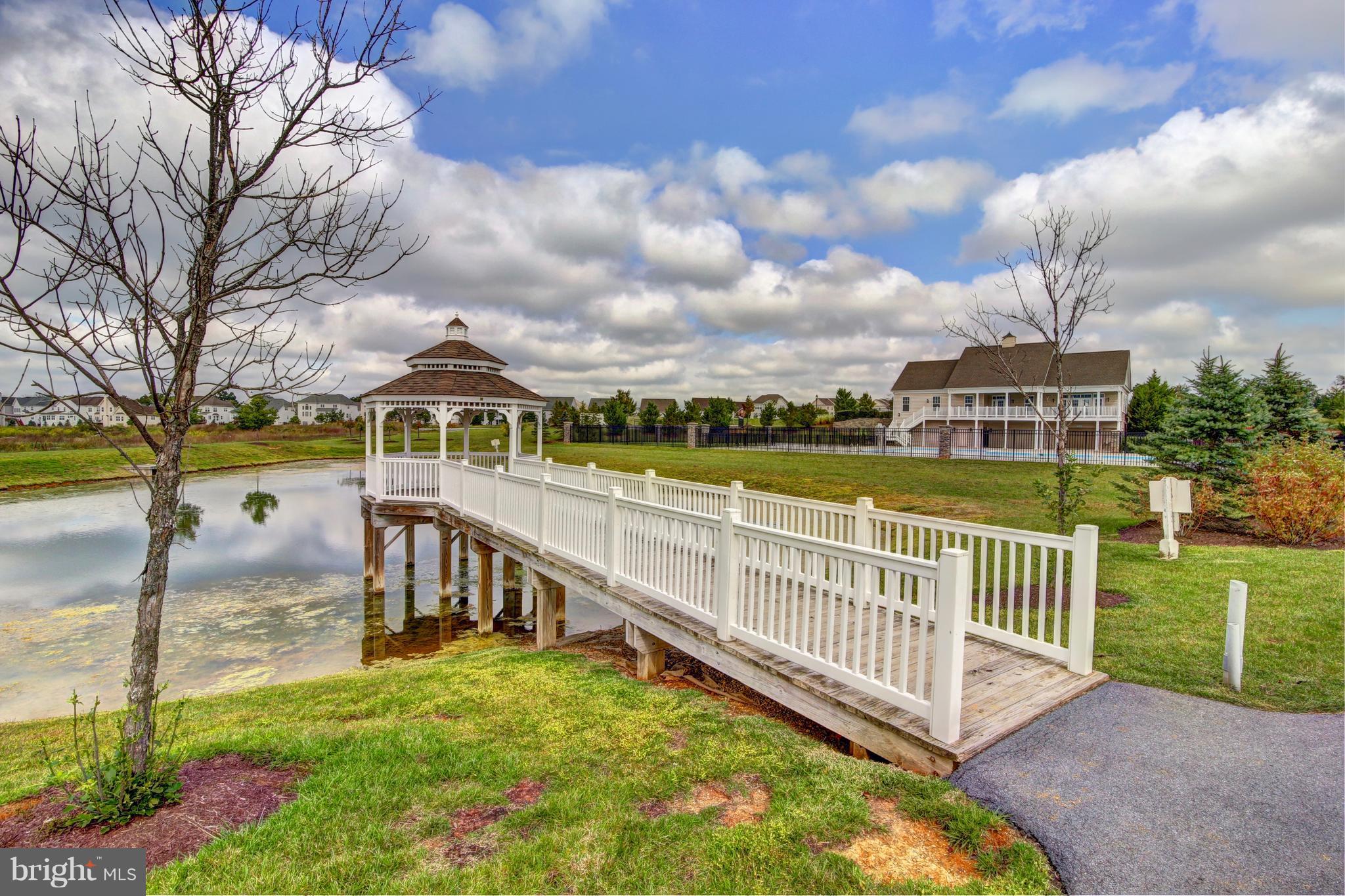 MARTINSBURG STATION - Residential