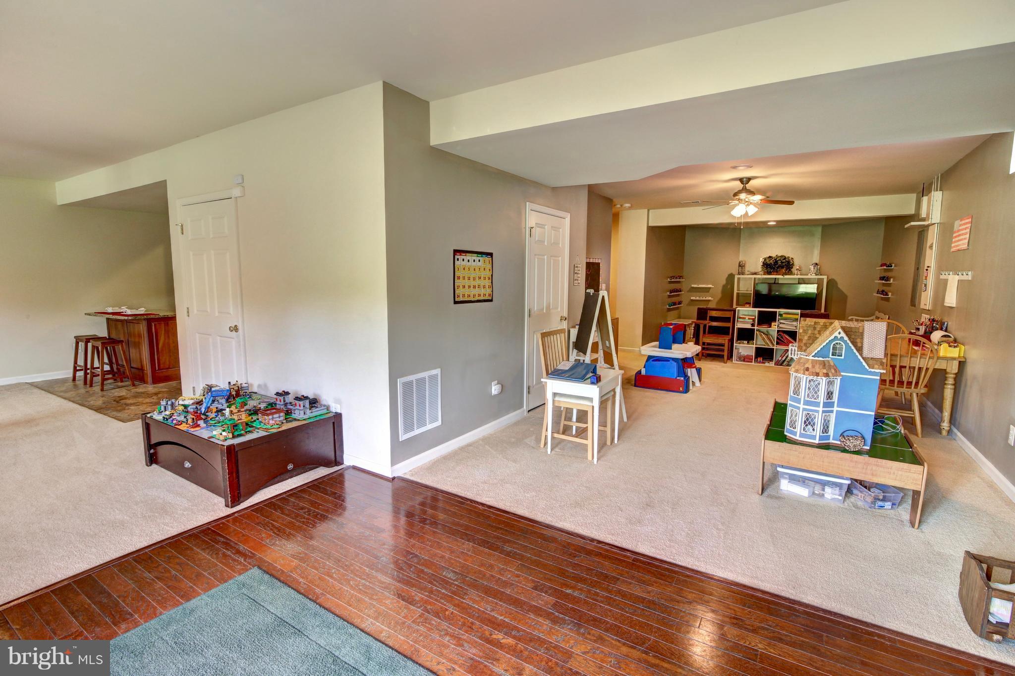 MARTINSBURG STATION - Residential