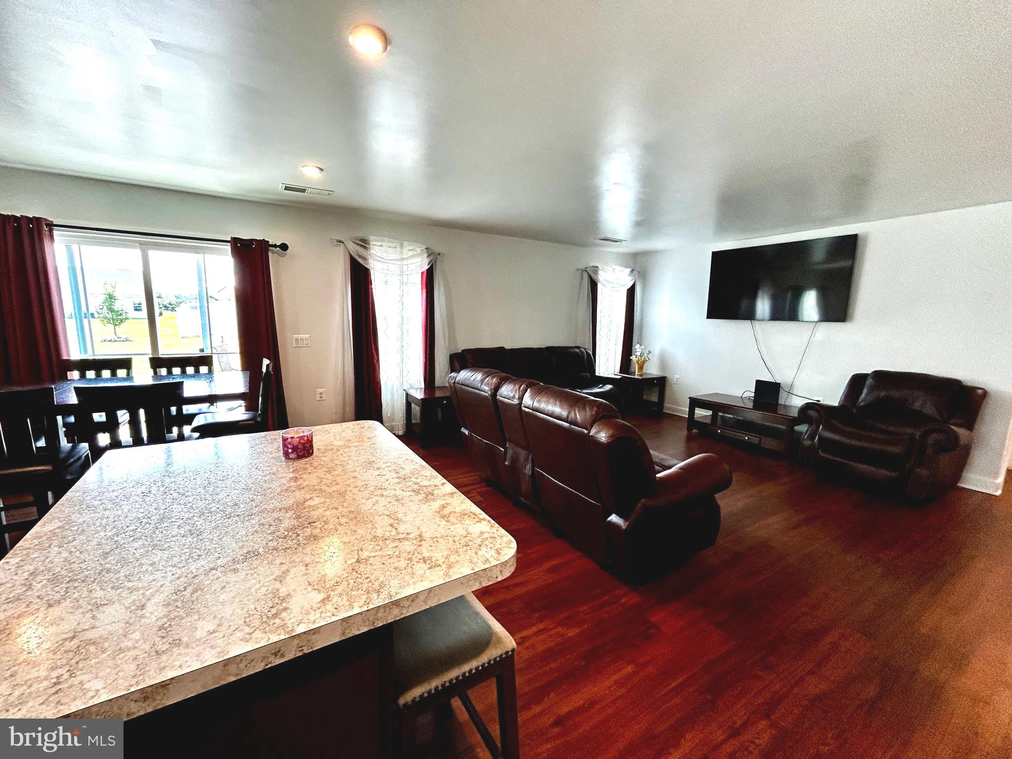 CHANDLERS GLEN - Residential